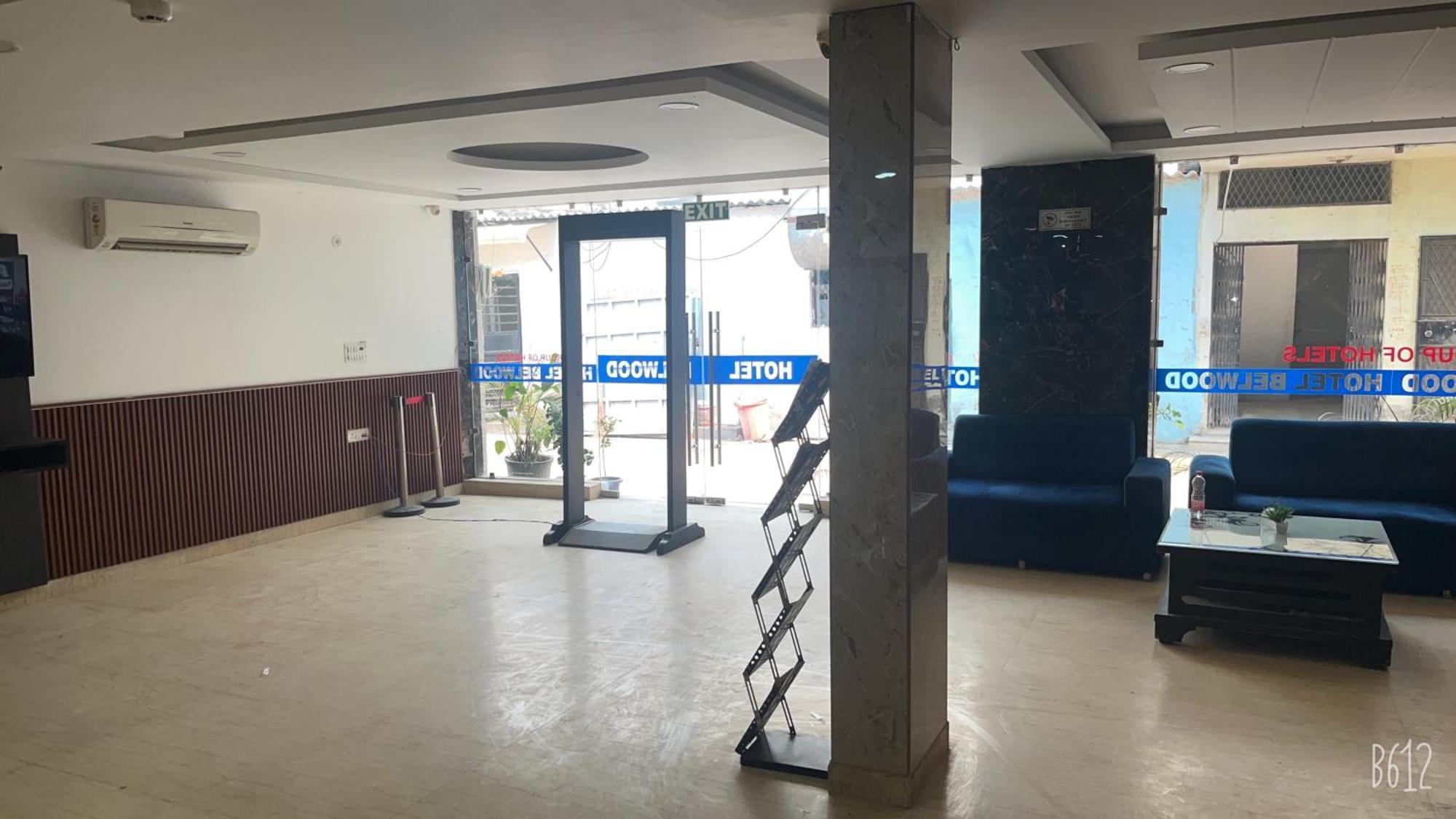 Hotel Belwood Suites - Near Airport 3*