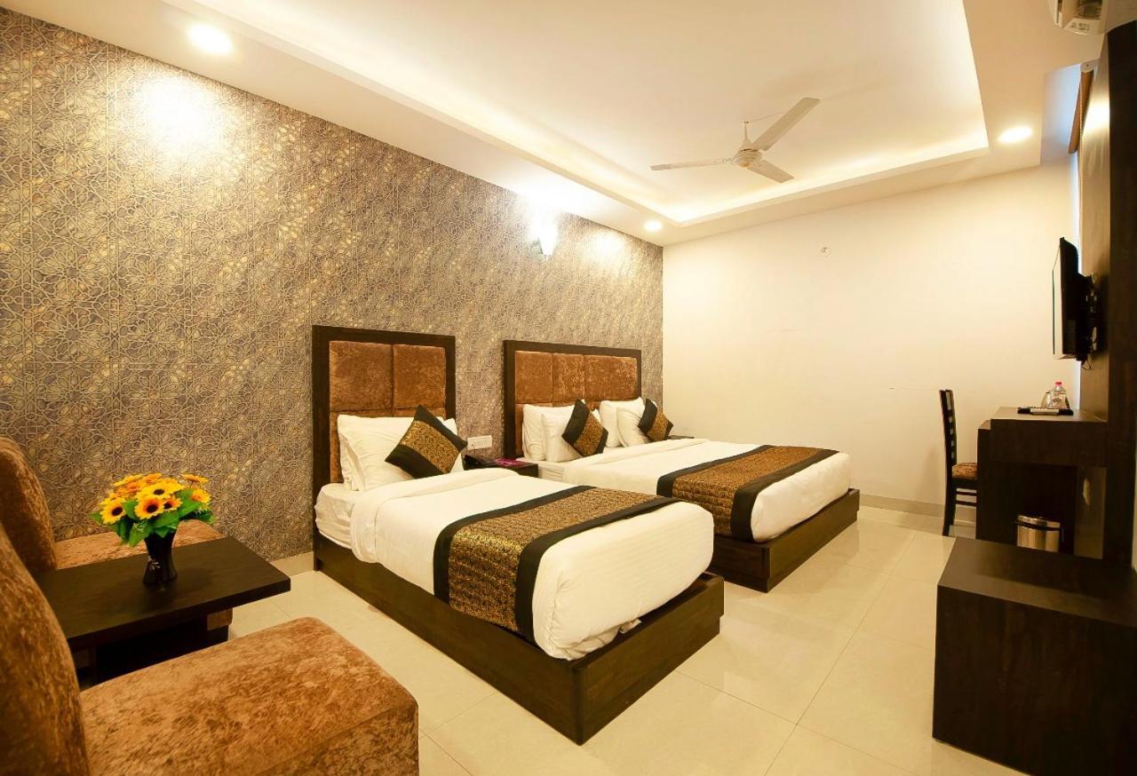 Hotel Belwood Suites - Near Airport Nova Deli