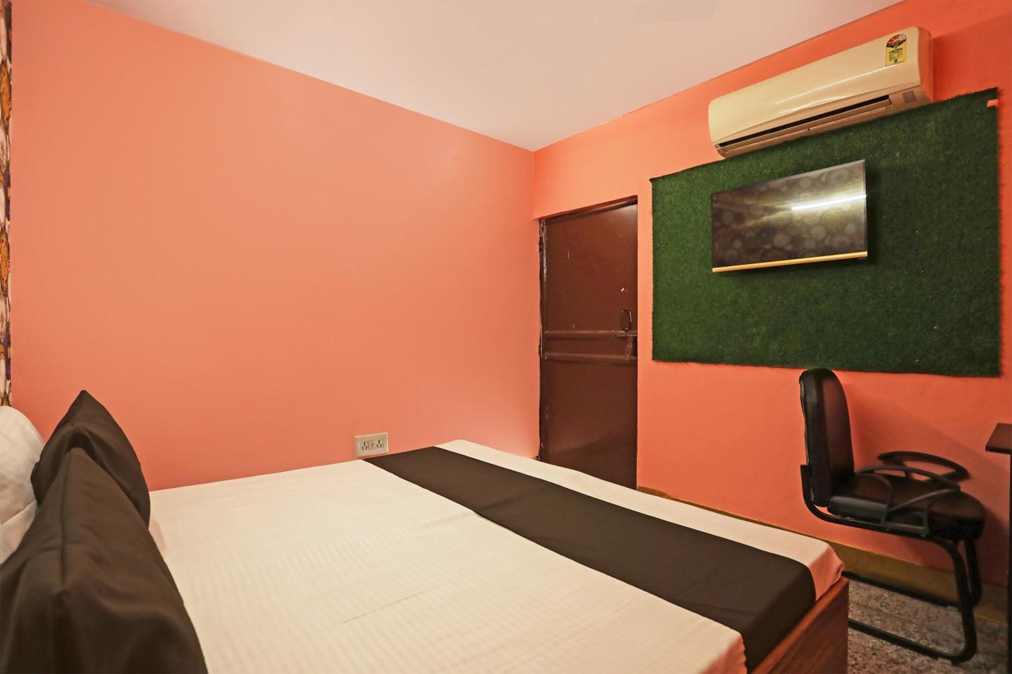 Hotel Oyo Kashish Palace 3*
