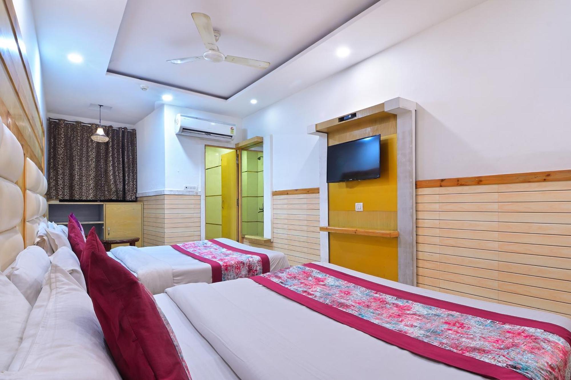Hotel Glow Paharganj-3 Mins Walk From Railway Station Nova Deli
