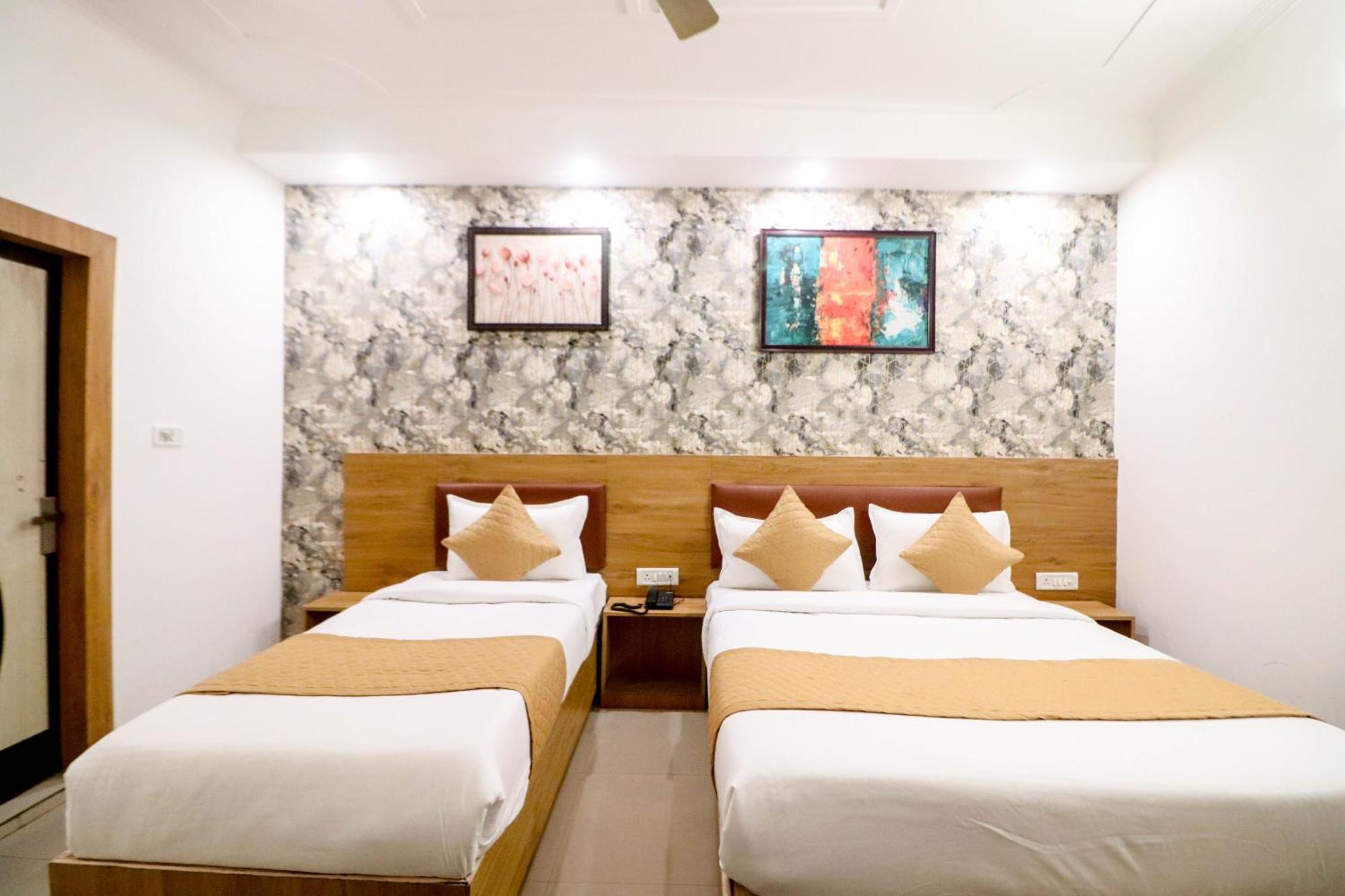 Hotel Near Delhi Airport