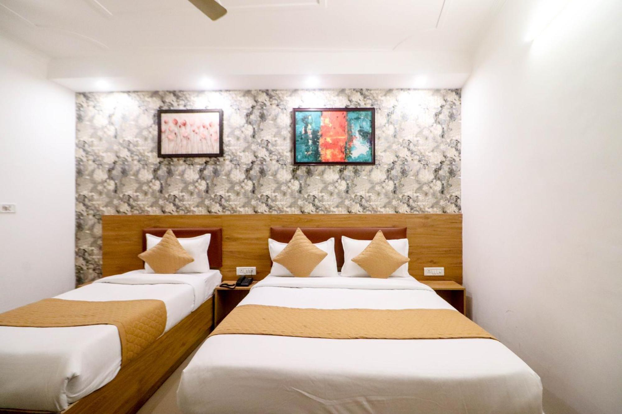 Near Delhi Airport 4* New Delhi