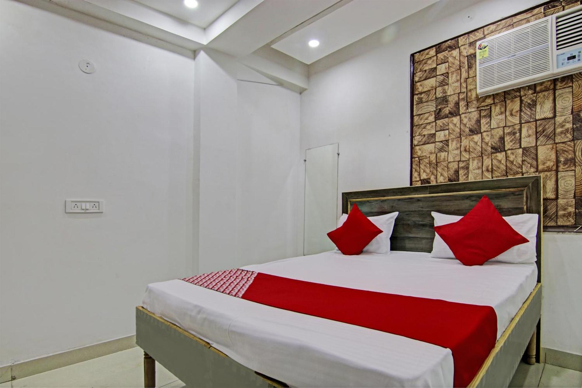 O Rk Plaza Hotel New Delhi