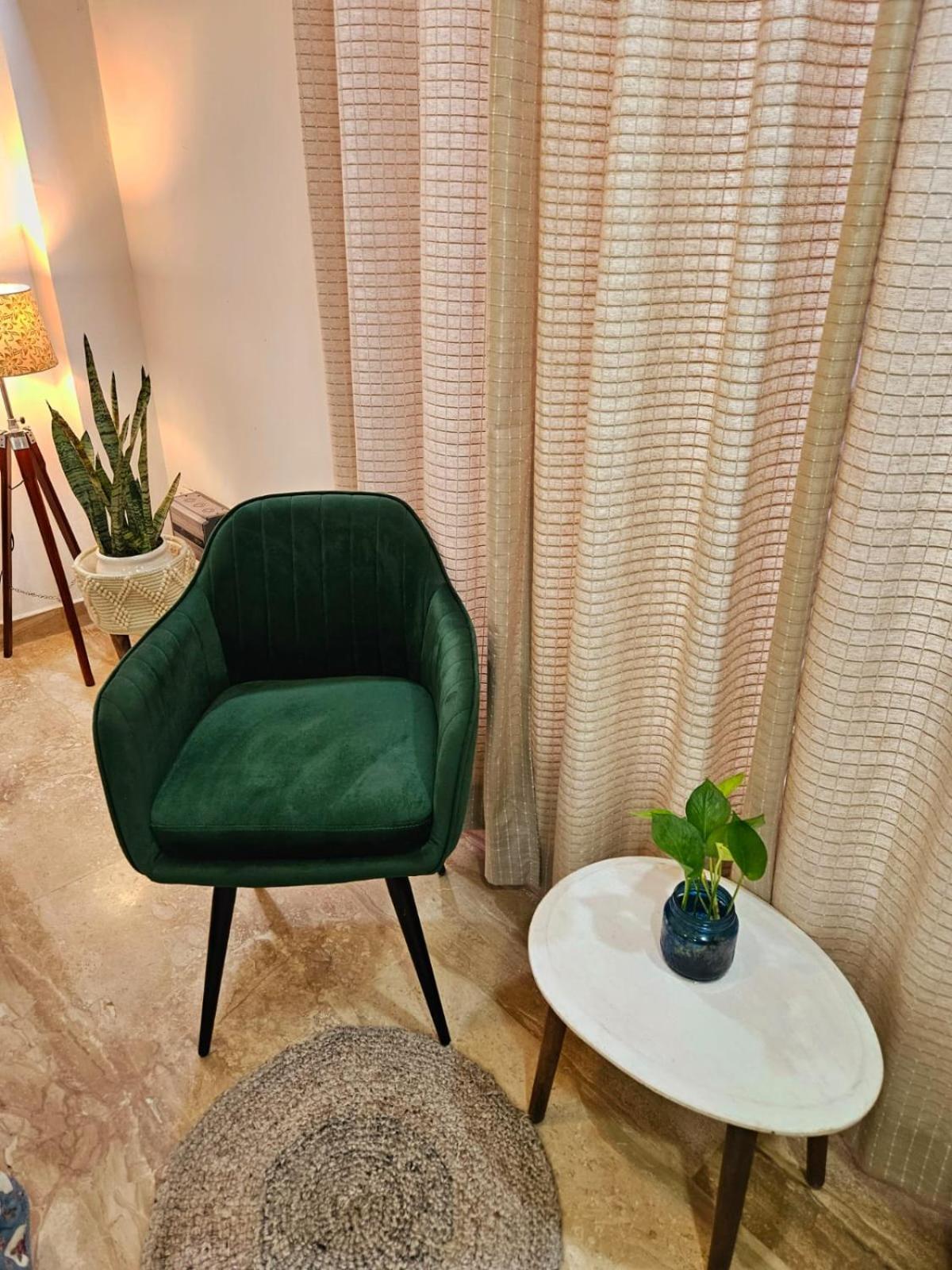 Apartment South Delhi, Artistic 4bhk - Vasant Kunj By Maple Key New Delhi