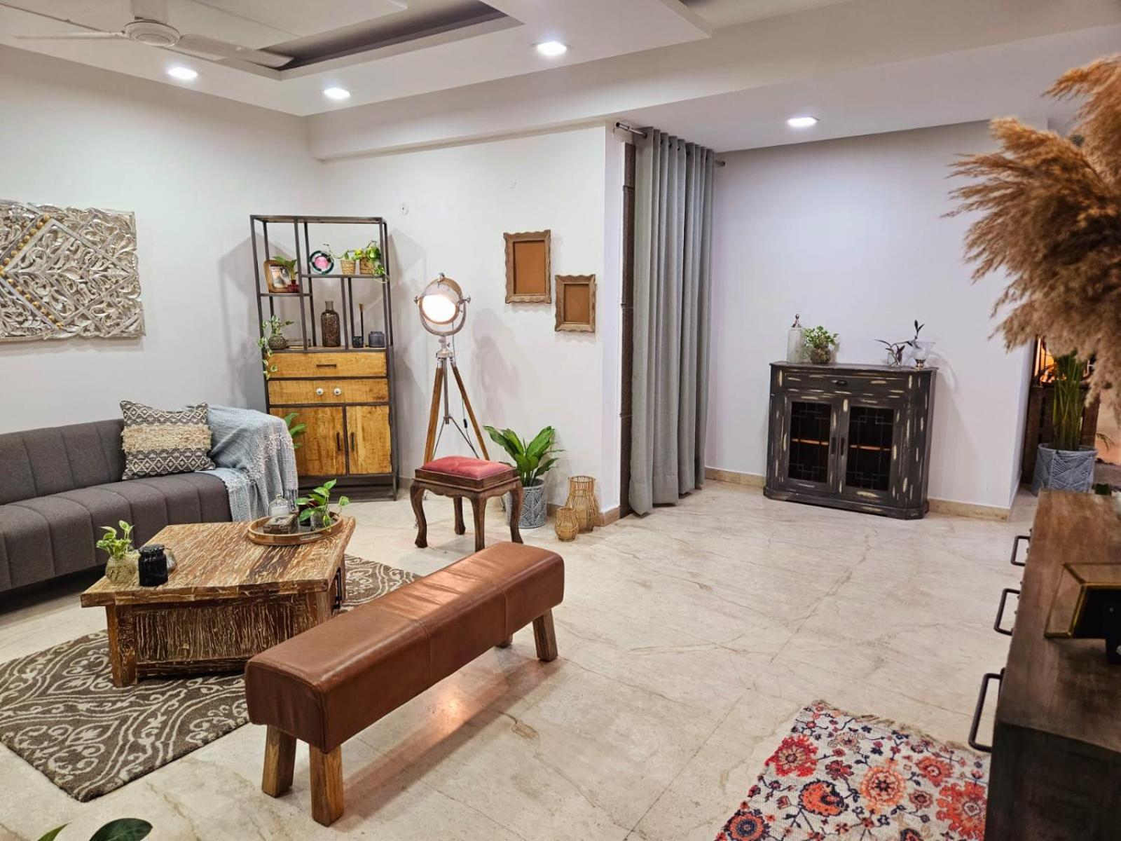 South Delhi, Artistic 4bhk - Vasant Kunj By Maple Key Apartment New Delhi