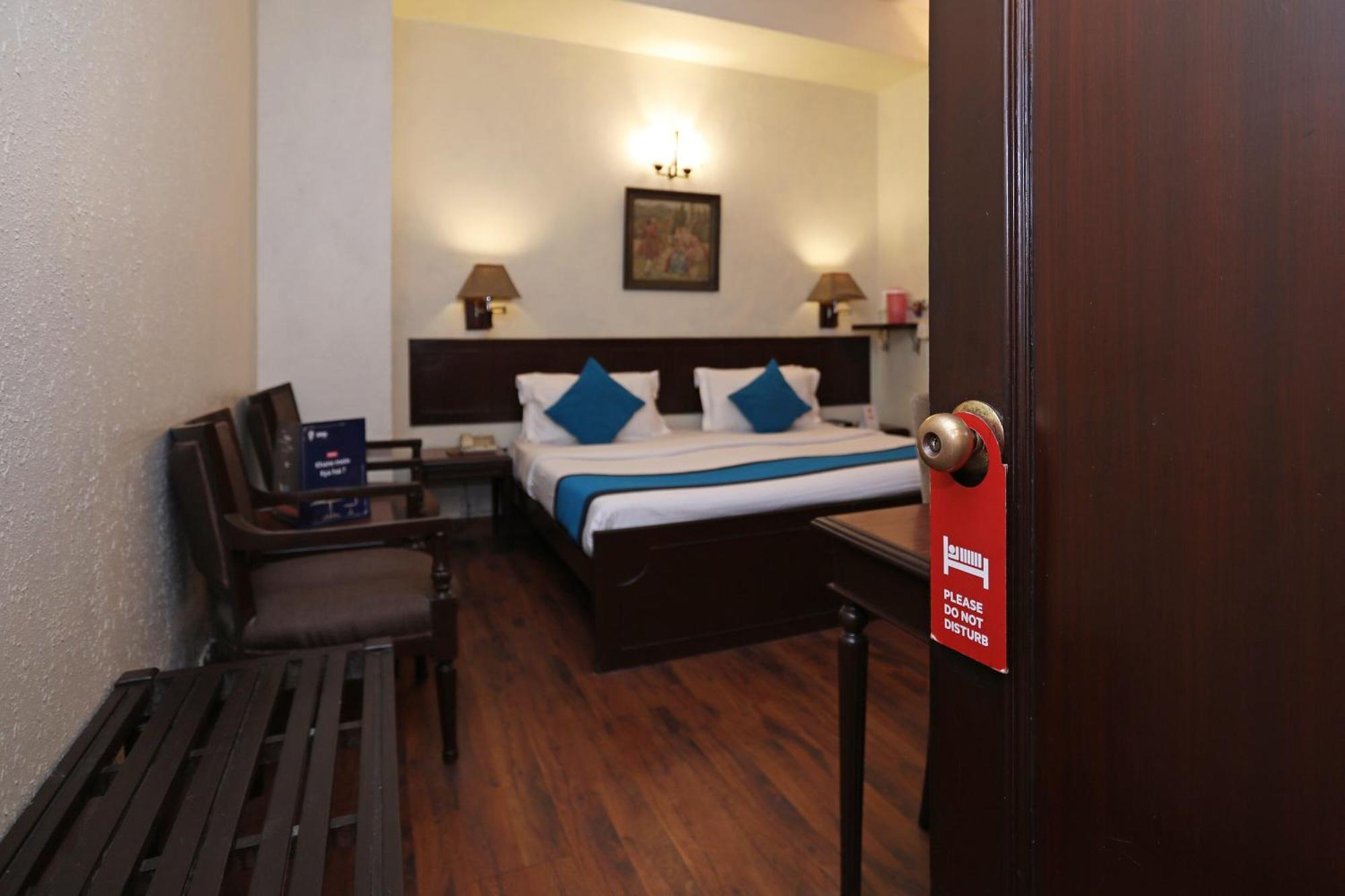 Collection O Hamilton Hotel