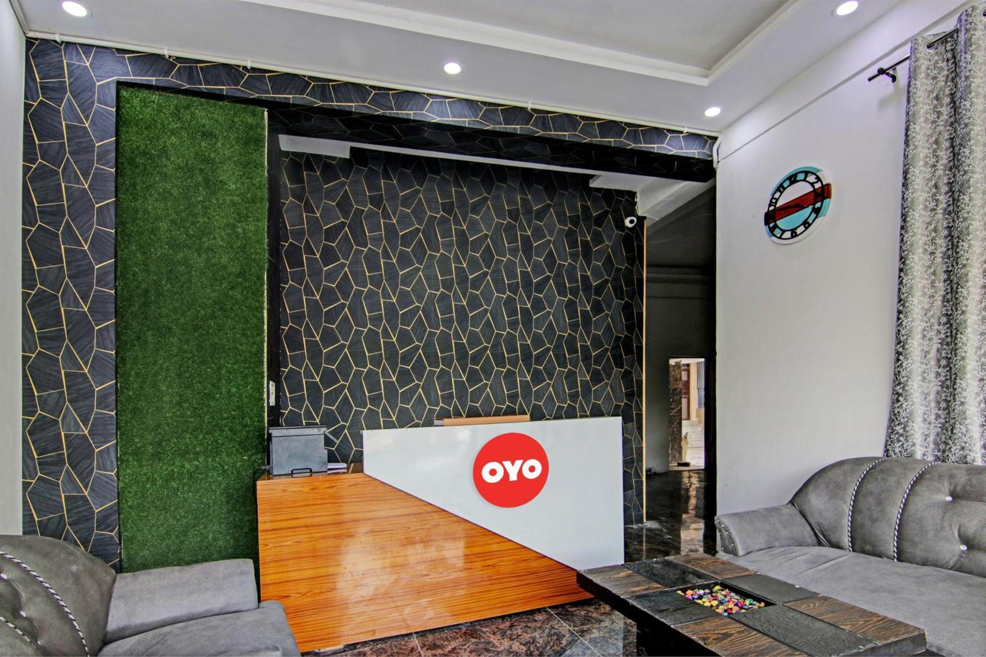 Hotel O Rk Plaza 3*