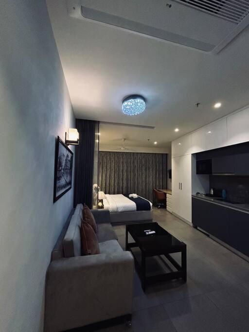 Apartment Luxuria Studio New Delhi