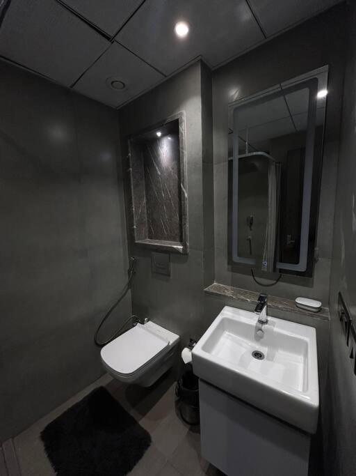 Luxuria Studio