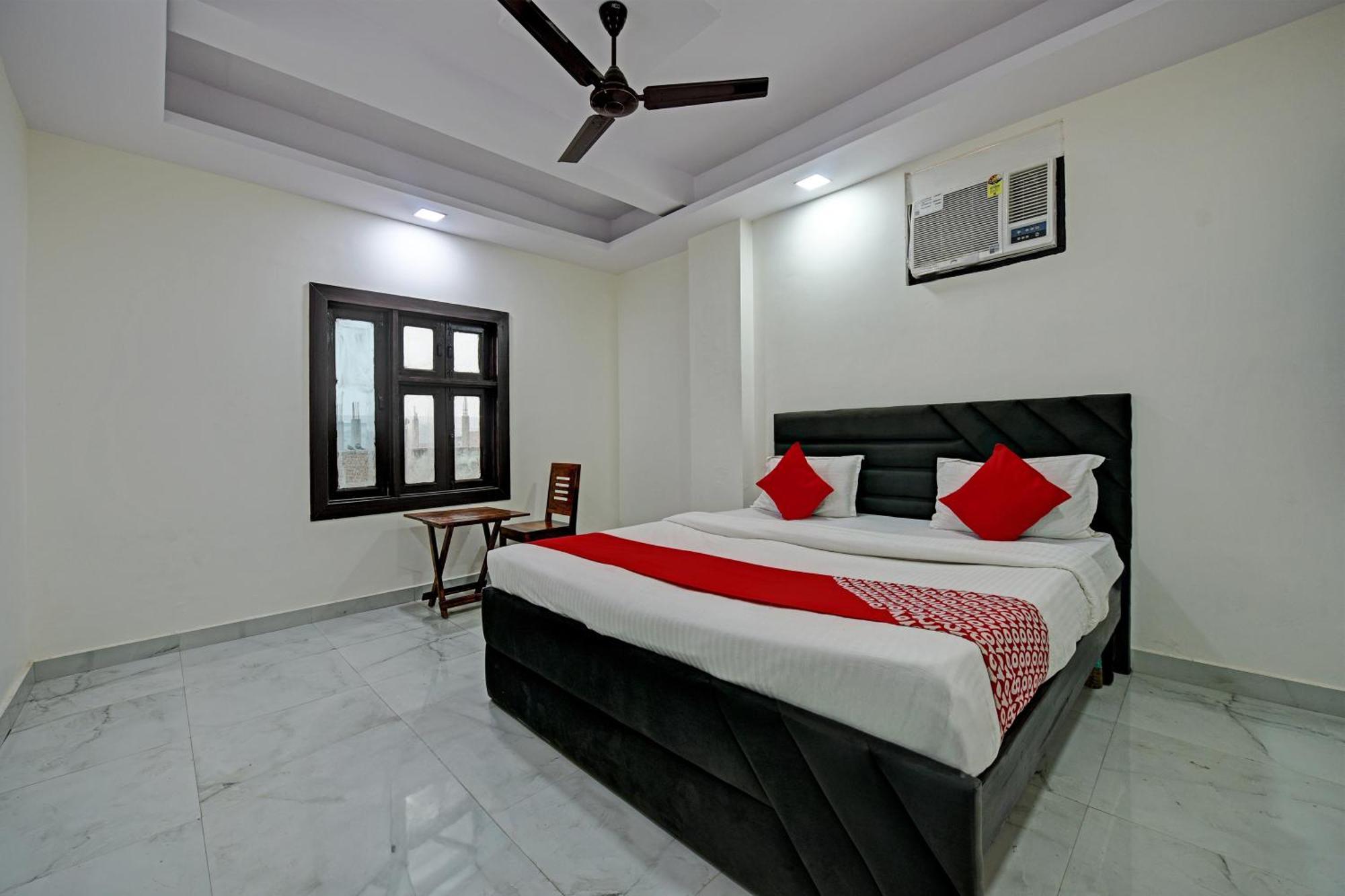 Hotel O Max New Delhi