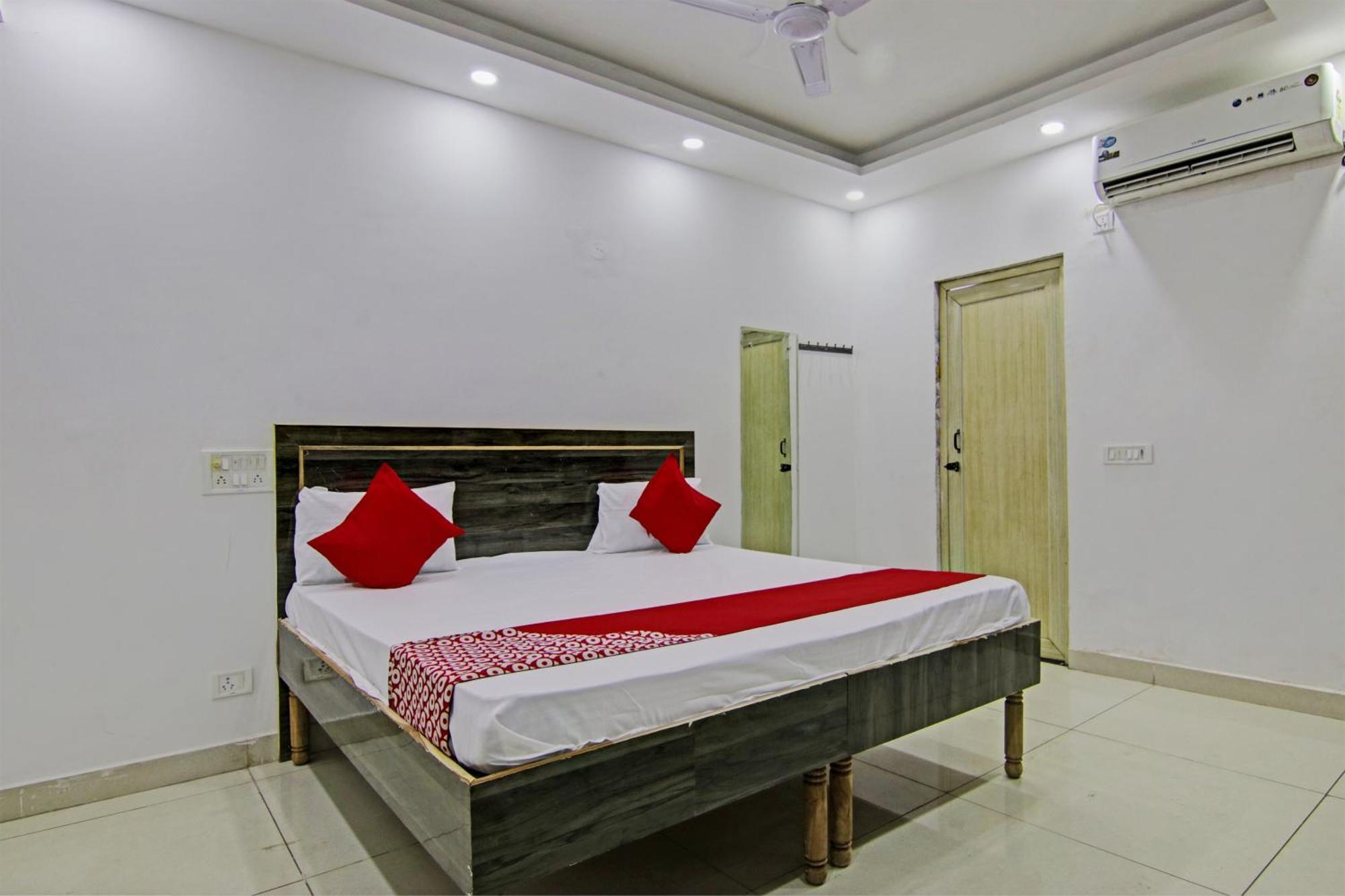 O Rk Plaza 3* New Delhi