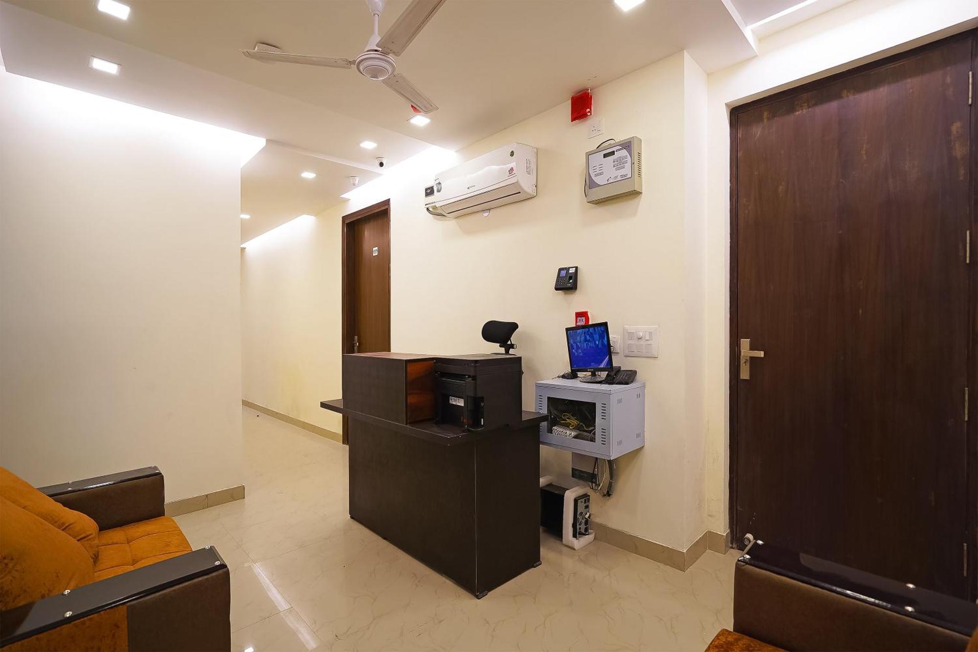 O Olive Saffron Hotel Delhi (National Capital Territory of India)