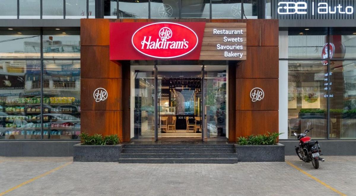 Fortune Service 4bhk,d-36, Saket