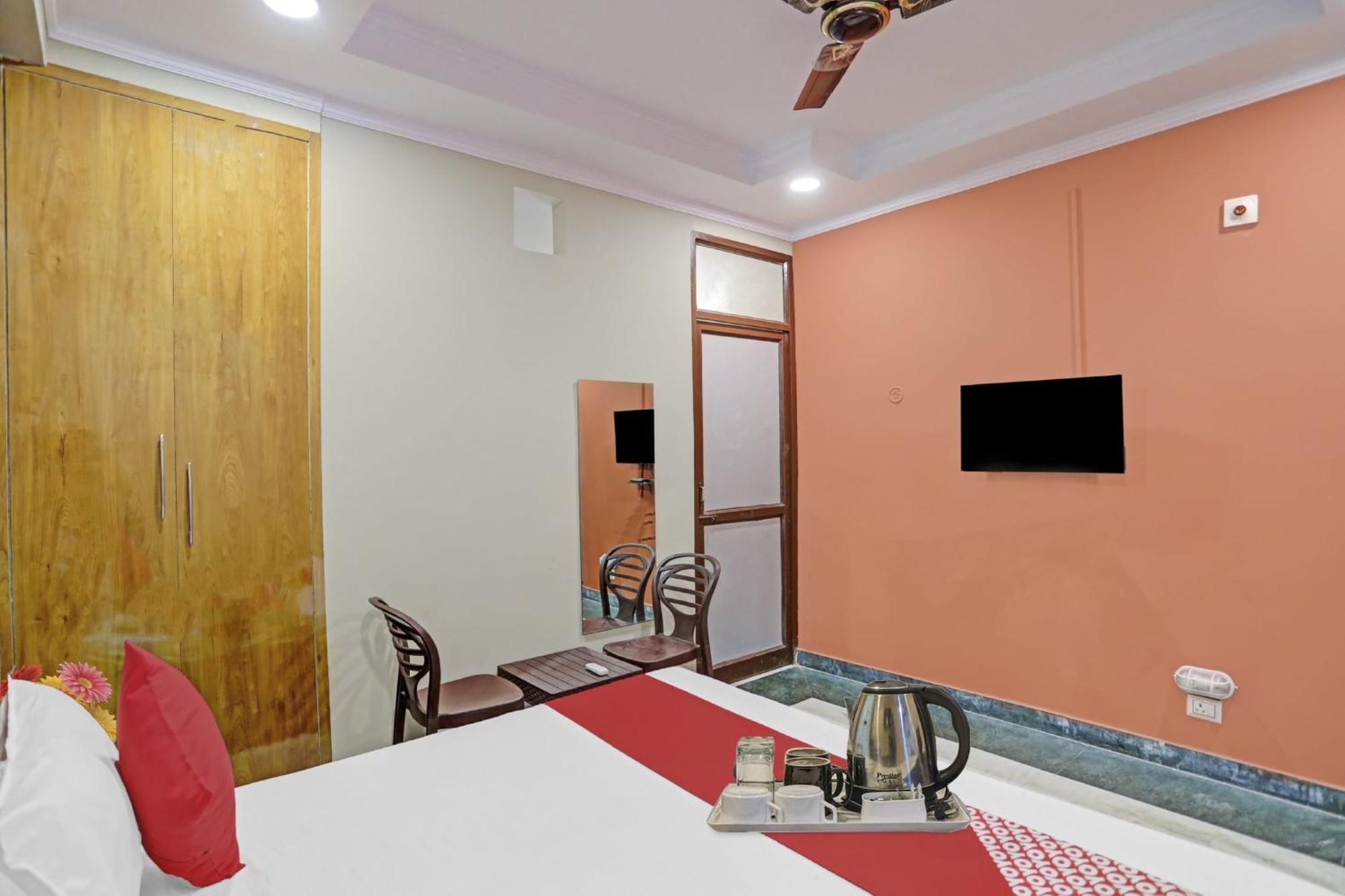 O Metro Near Worlds Of Wonder 3* Kalkaji Devi