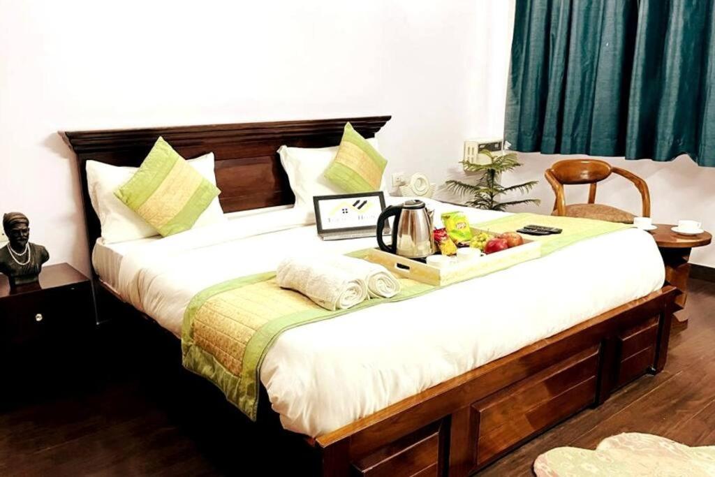 Fortune Service 4bhk,d-36, Saket Apartamento Nova Deli