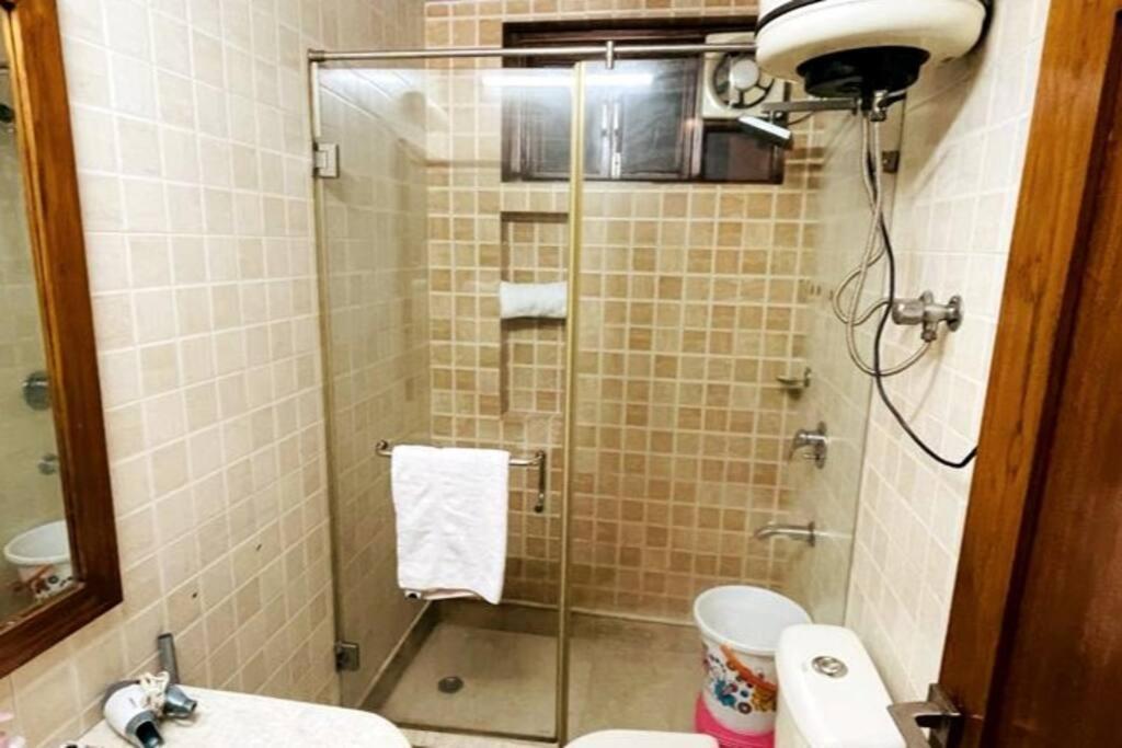 Fortune Service 4bhk,d-36, Saket Apartamento Nova Deli