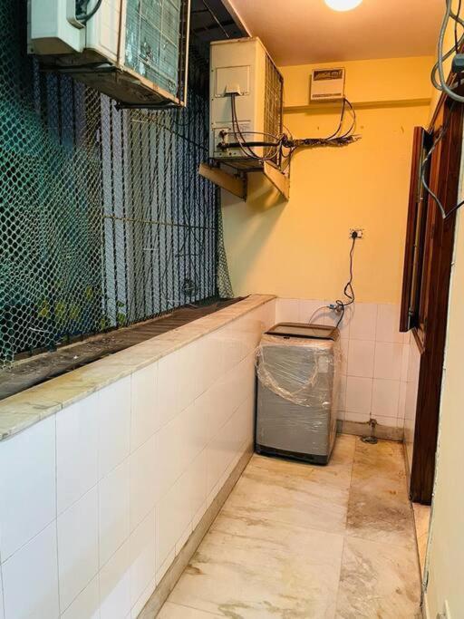 Apartamento Fortune Service 4bhk,d-36, Saket