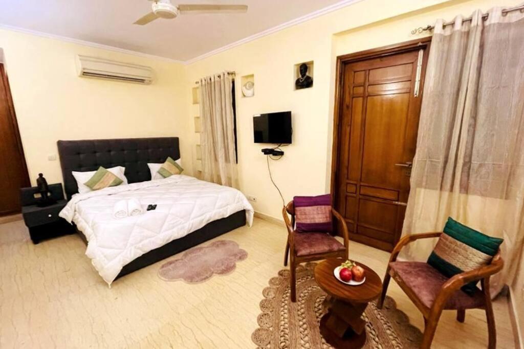 Fortune Service 4bhk,d-36, Saket Apartamento *