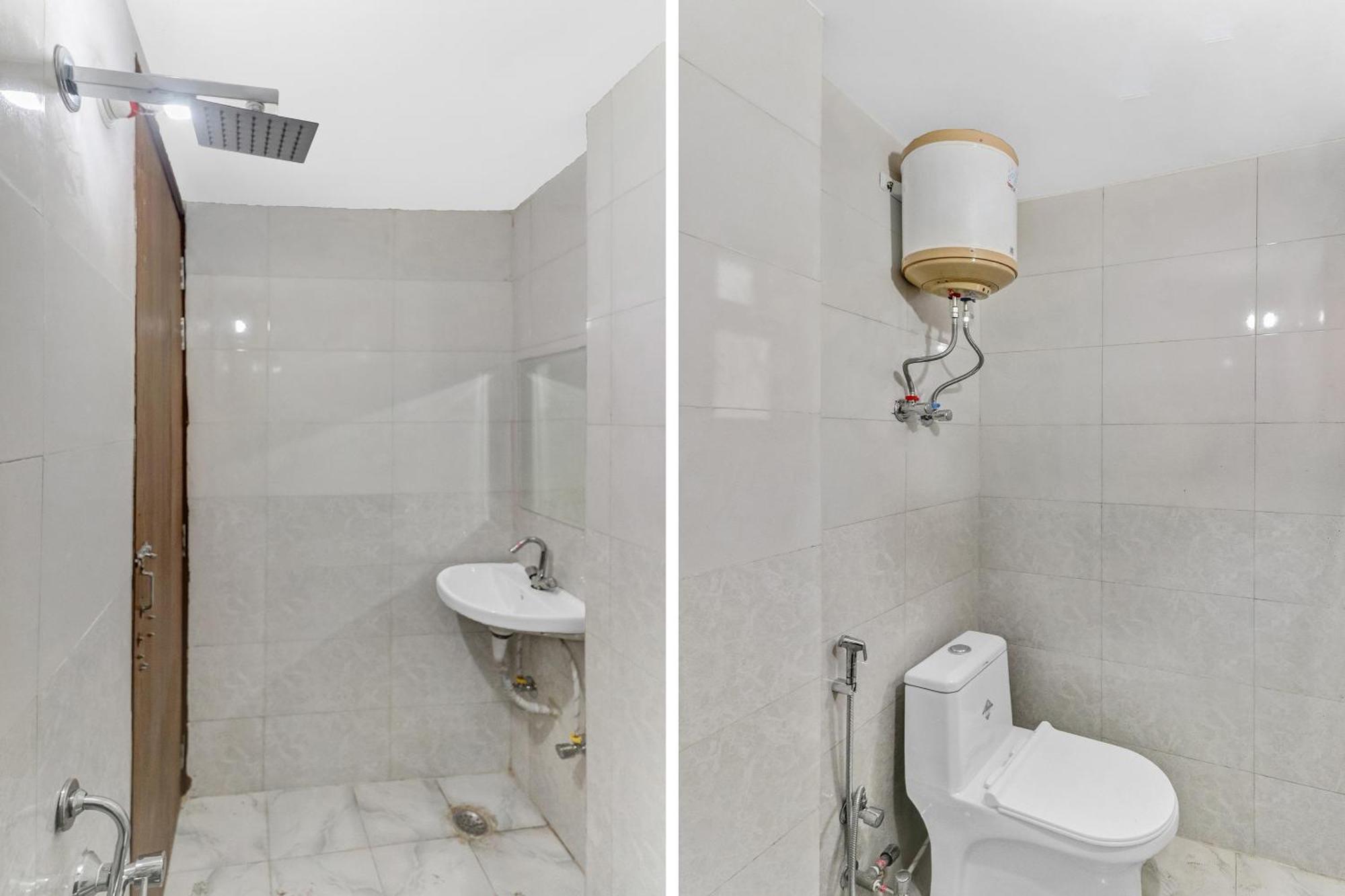 Hotel O South Plaza Near Qutab Minar Metro Station 3*