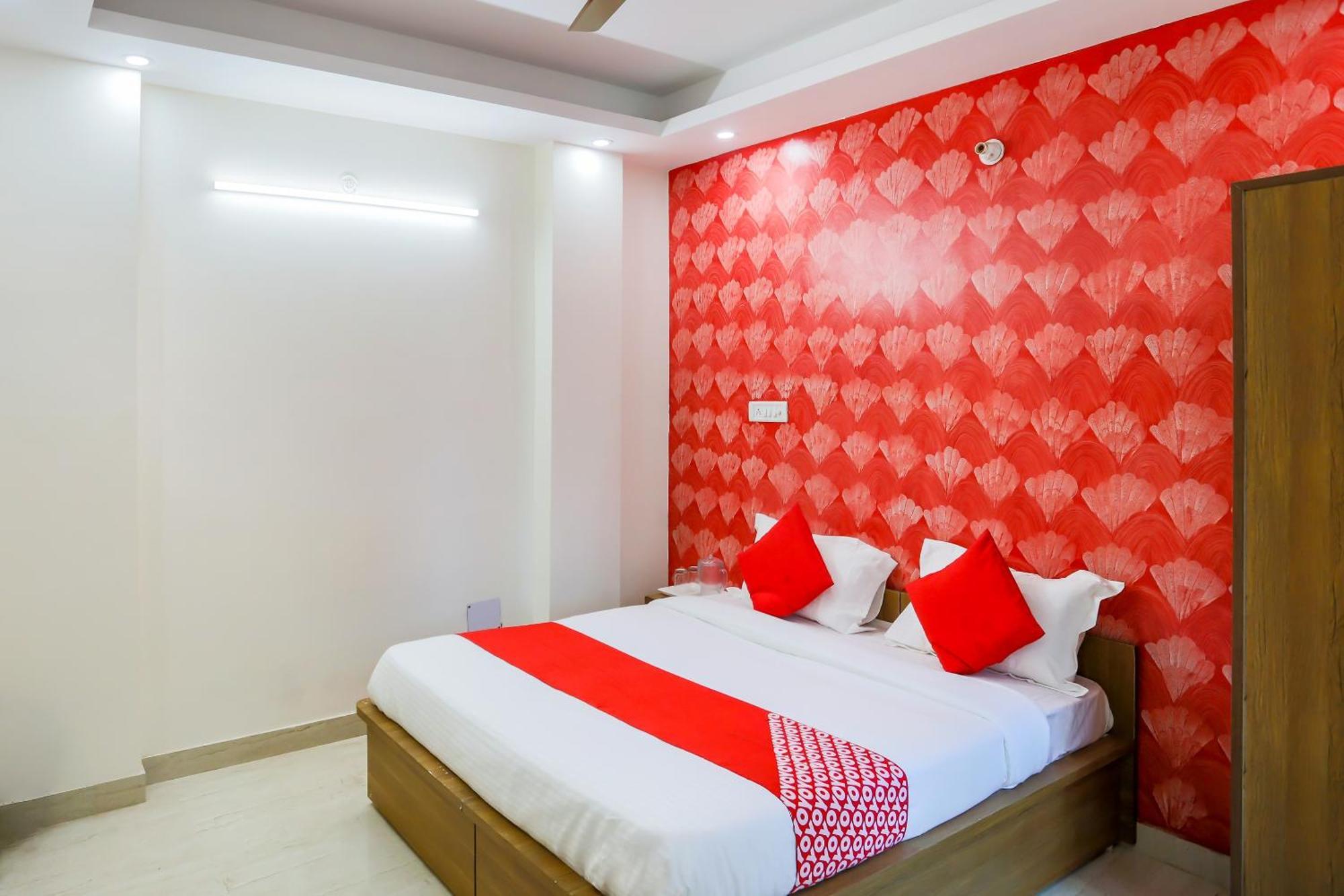 Hotel O Icon Near Delhi Airport New Delhi