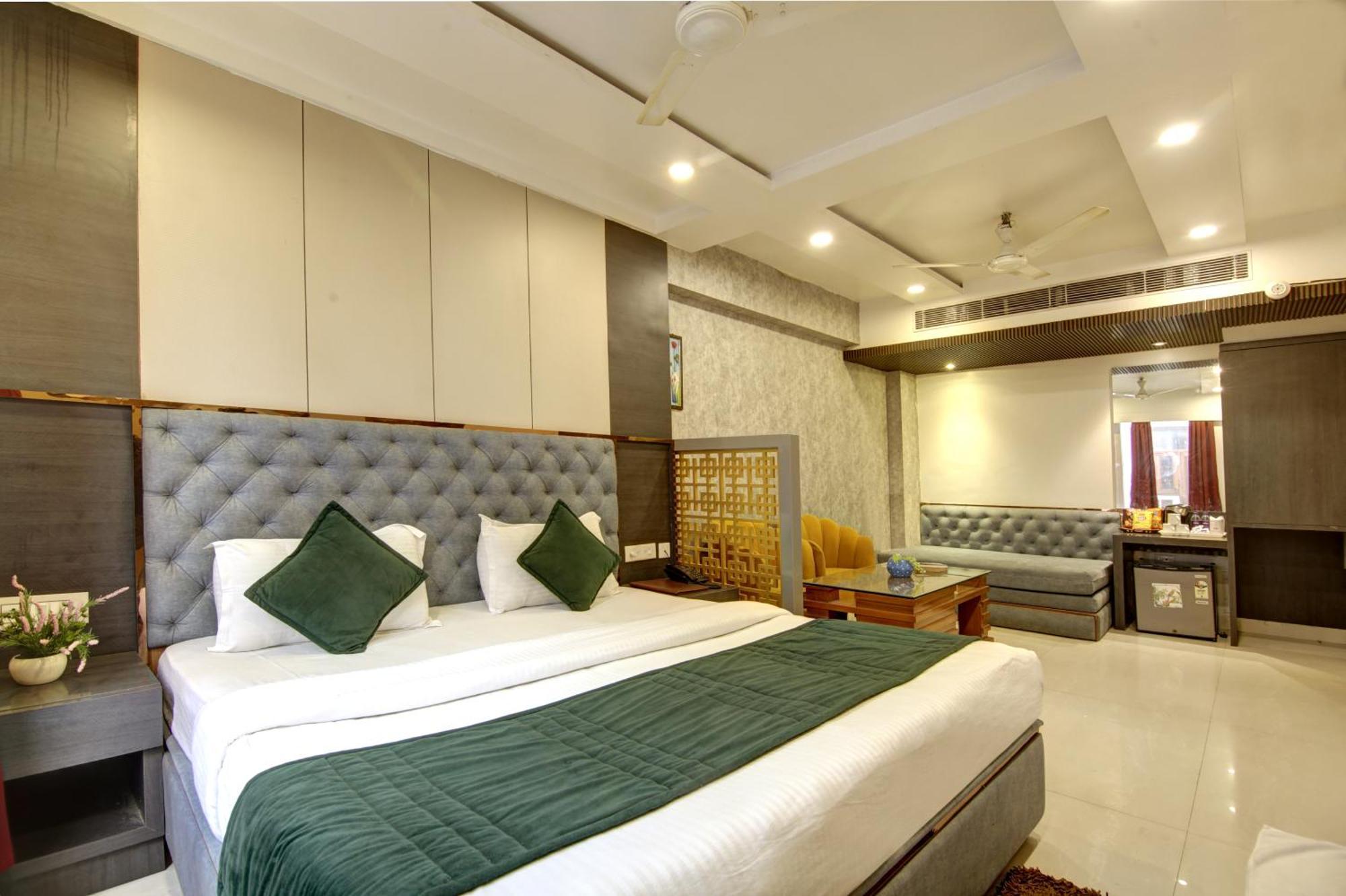 The Shanti Plaza - New Delhi
