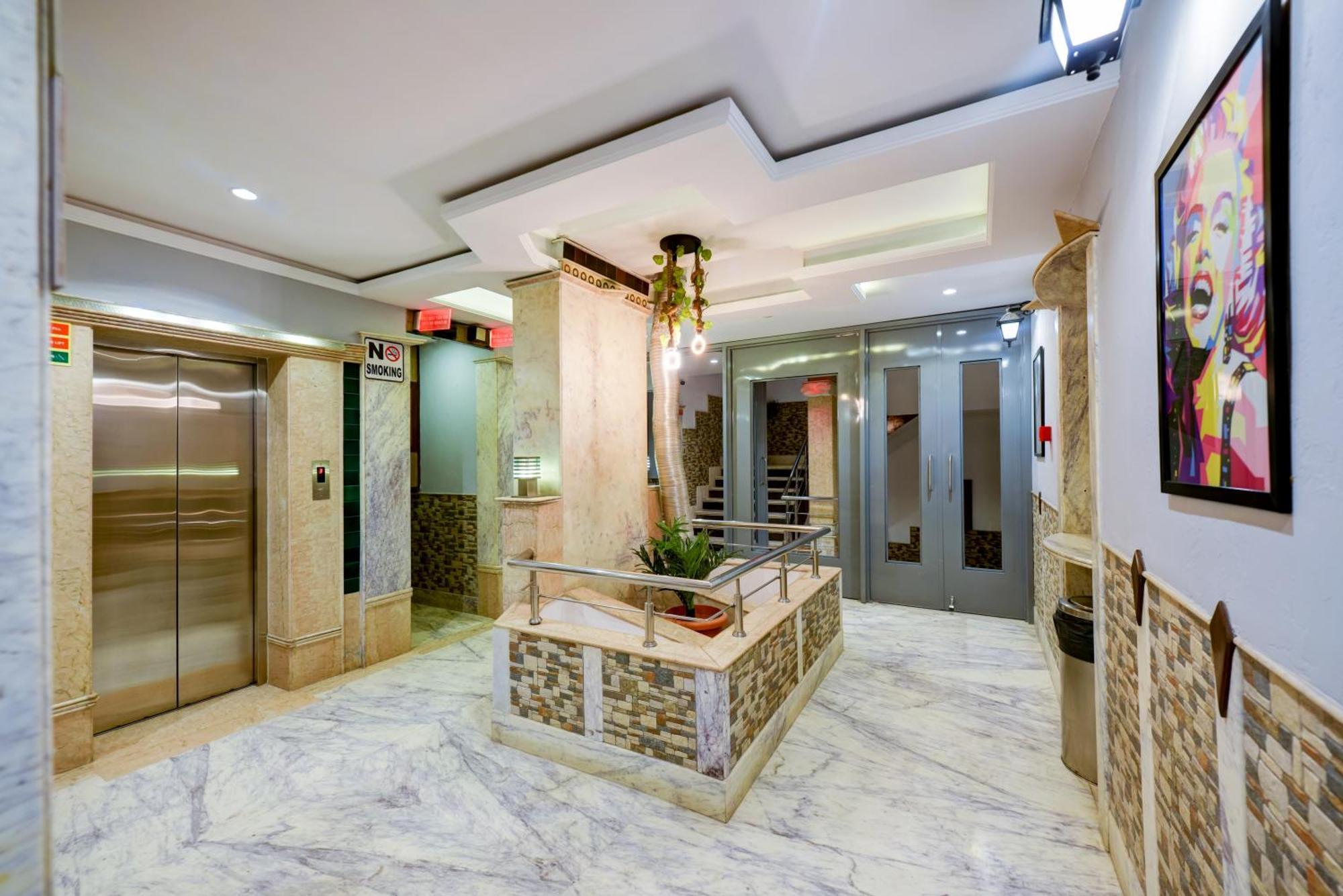 Hotel The Natraj Yes Please -new Delhi