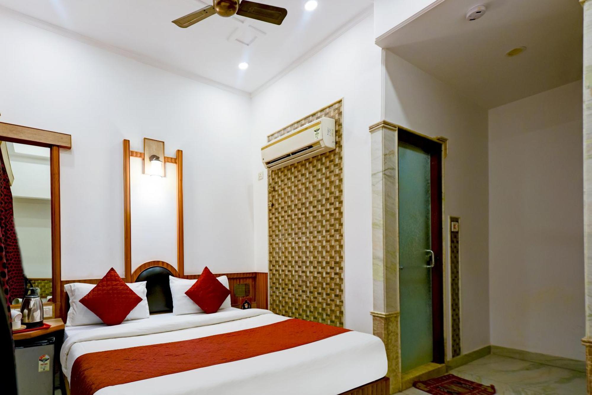 Hotel The Natraj Yes Please -new Delhi Nova Deli