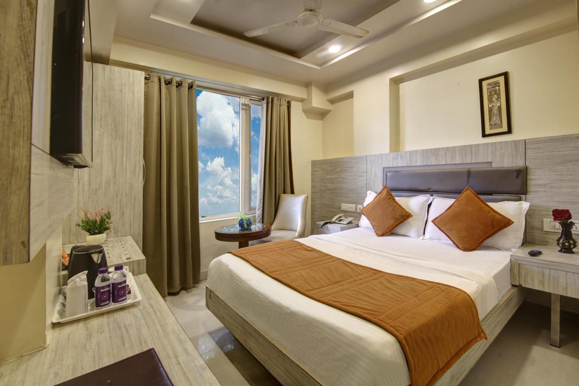 The Shanti Plaza - 4* New Delhi