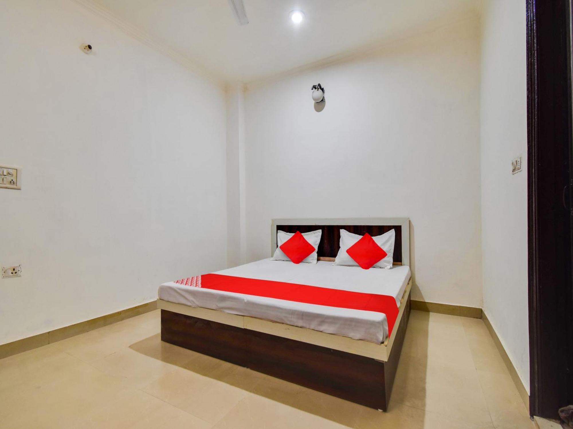 Hotel Oyo Rr Residency