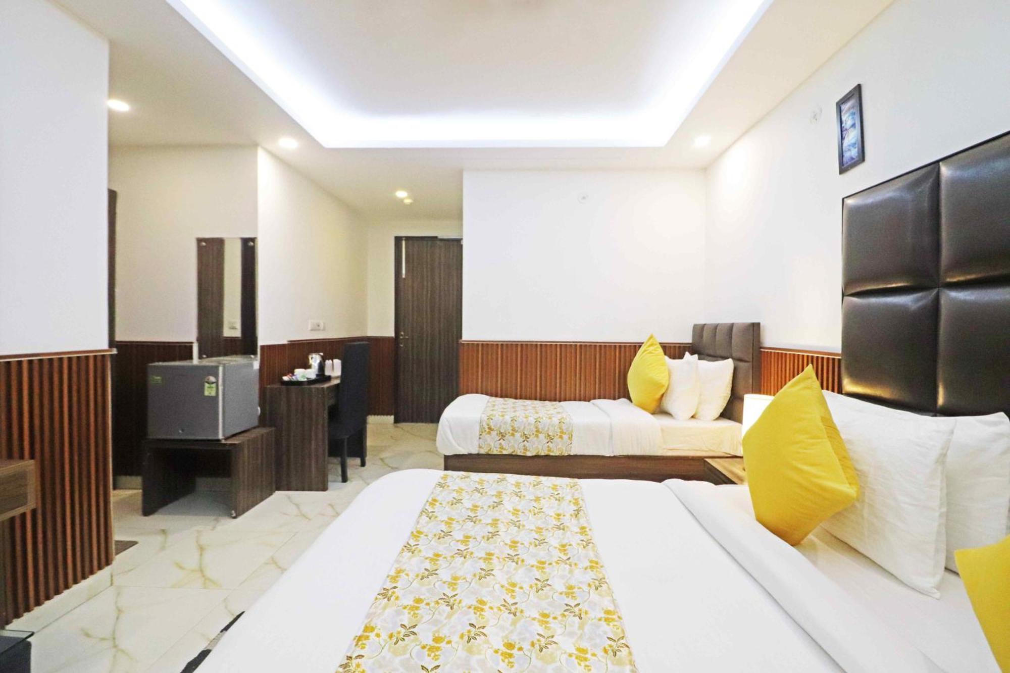 Hotel Amara Inn- Near Igi Delhi Airport