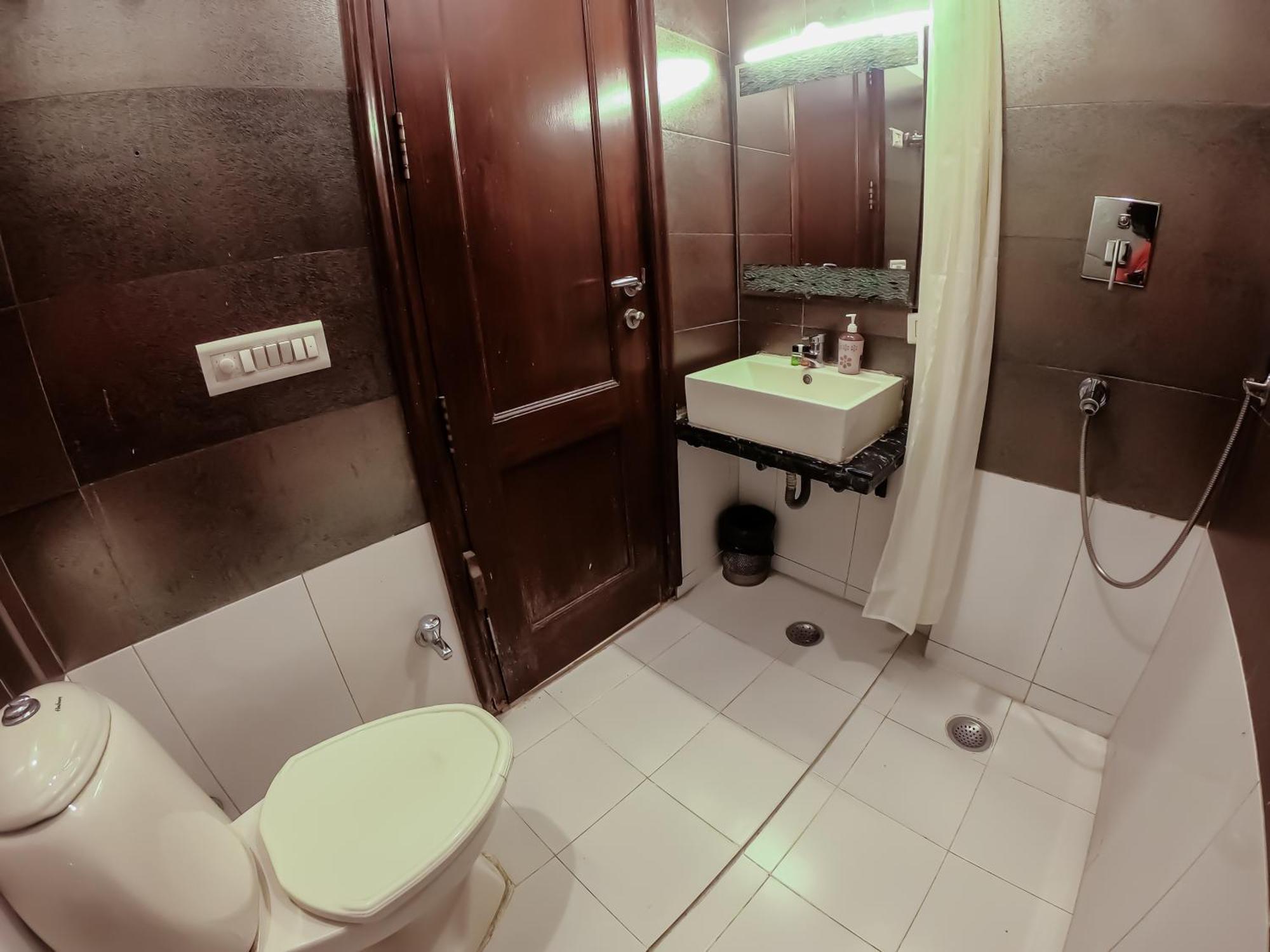 Hotel Kastor- Near Nehru Place- Gk 2- M Block Market-gk Metro Station-dr As Clinic New Delhi