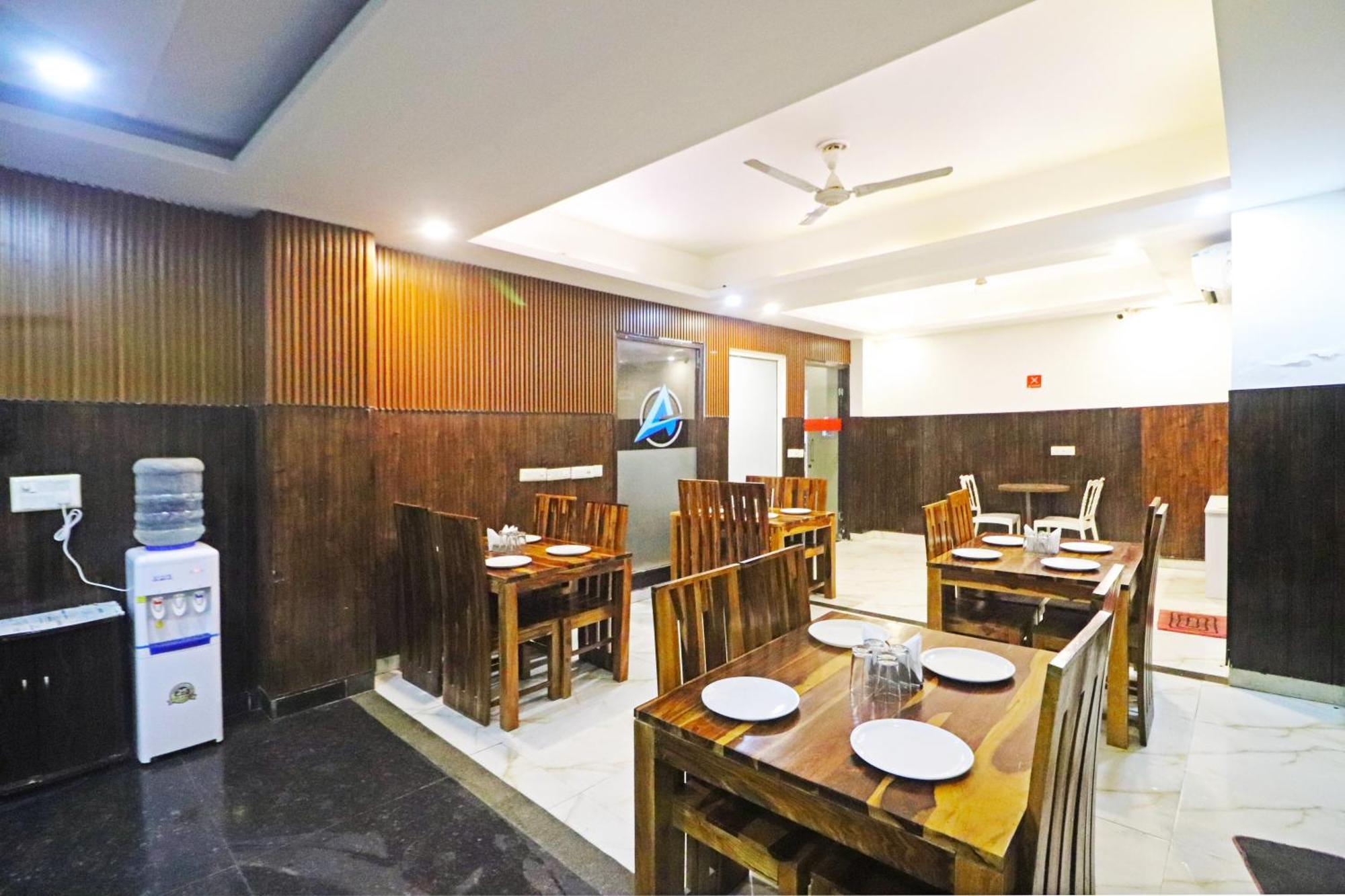 Mayda Prime Near Delhi Airport Hotel 3*