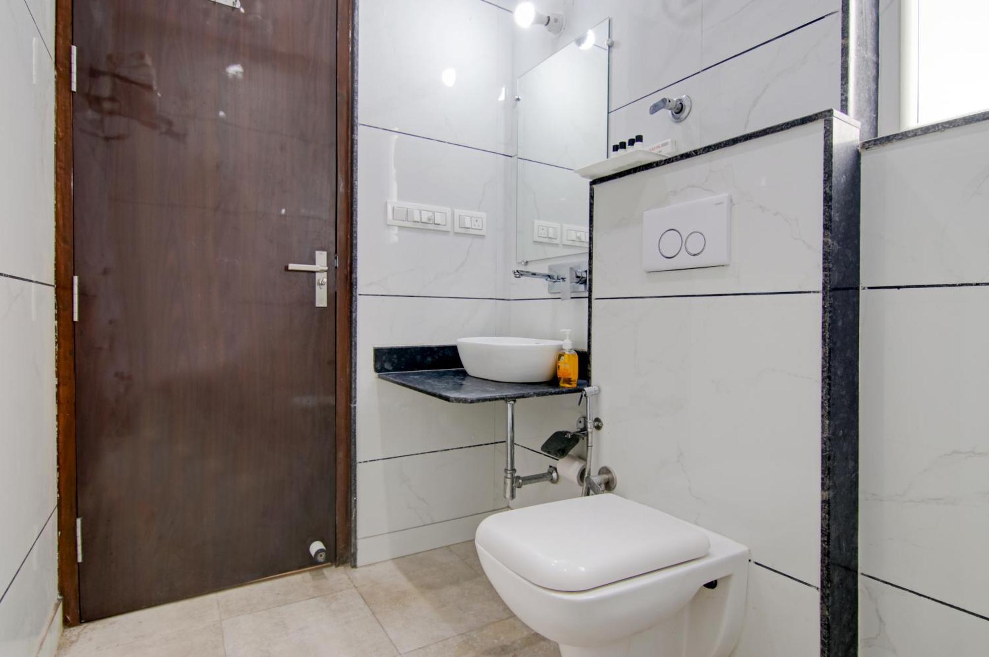 Hotel De Hocks Deluxe - Paharganj 4*