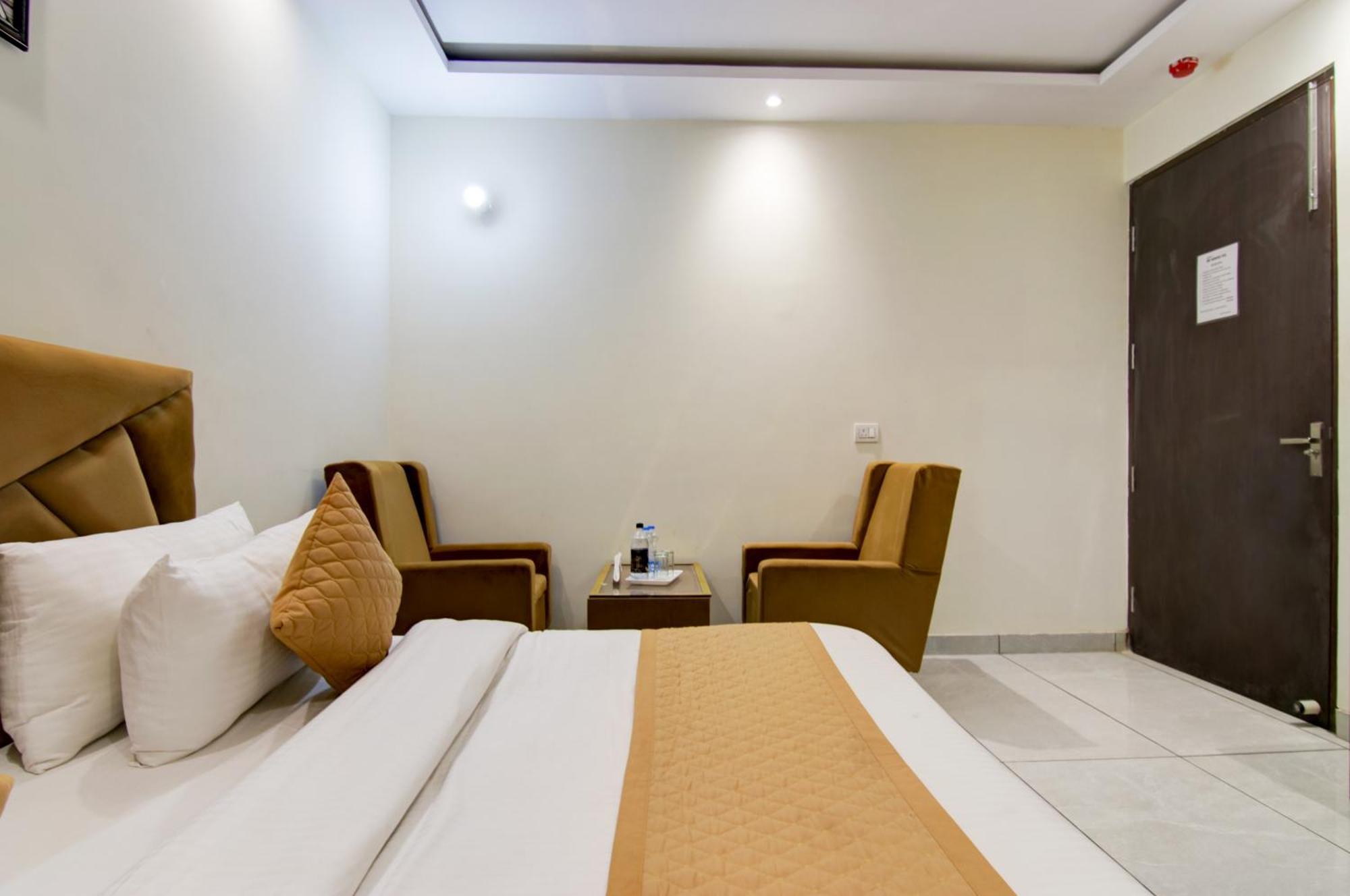 Hotel De Hocks Deluxe - Paharganj 4*