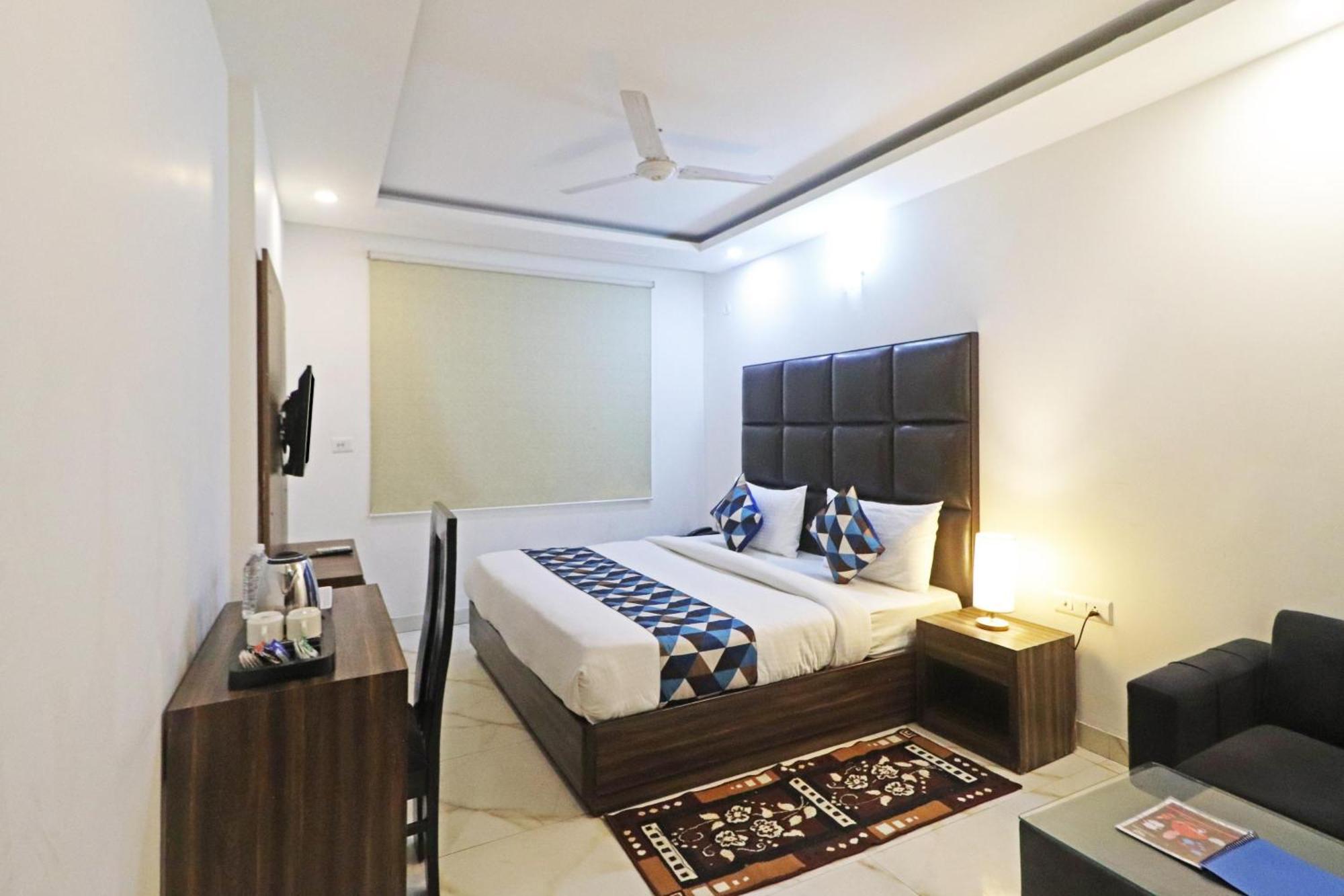 Hotel Mayda Prime Near Delhi Airport 3*