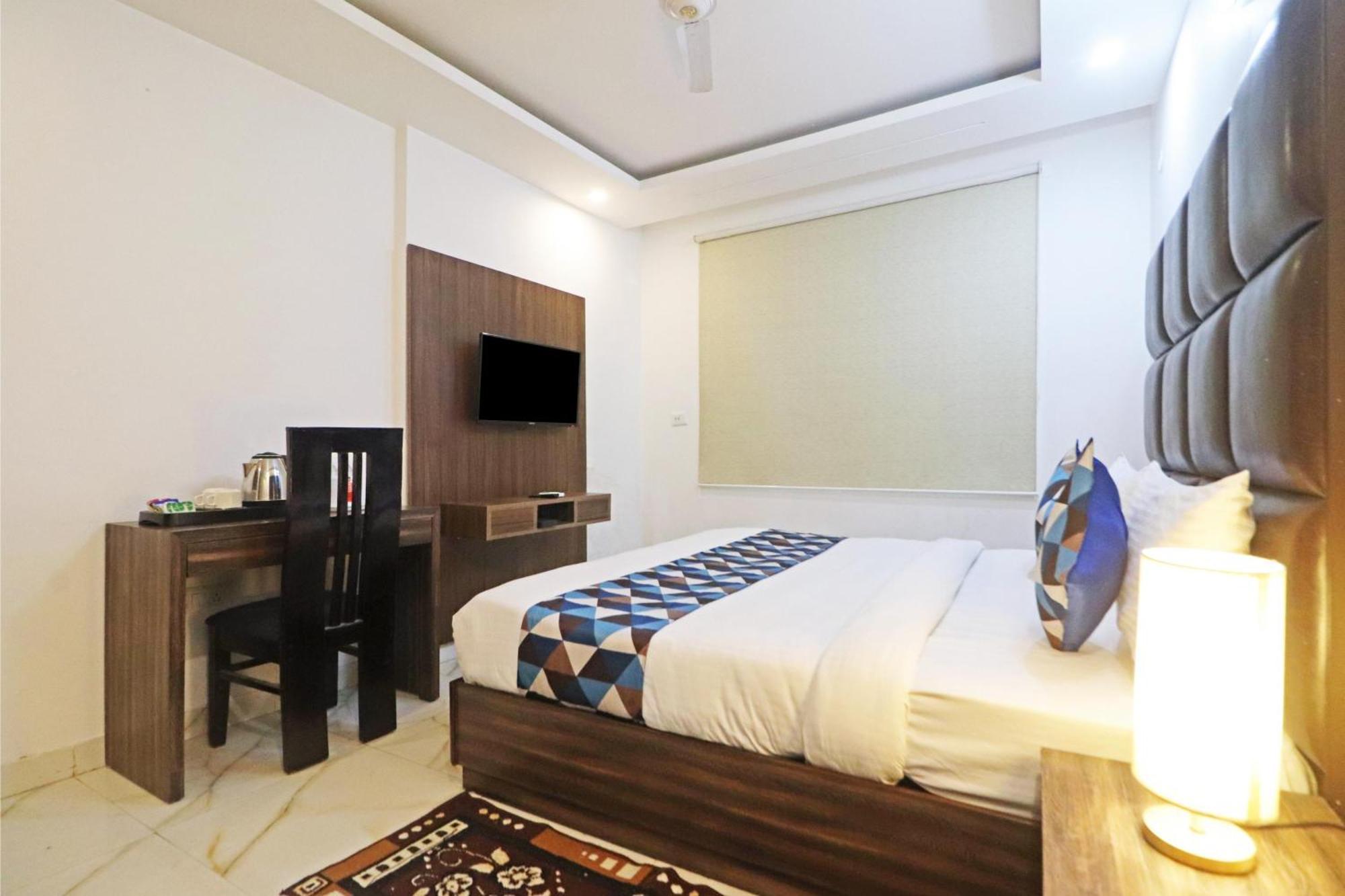 Mayda Prime Near Delhi Airport Hotel 3*