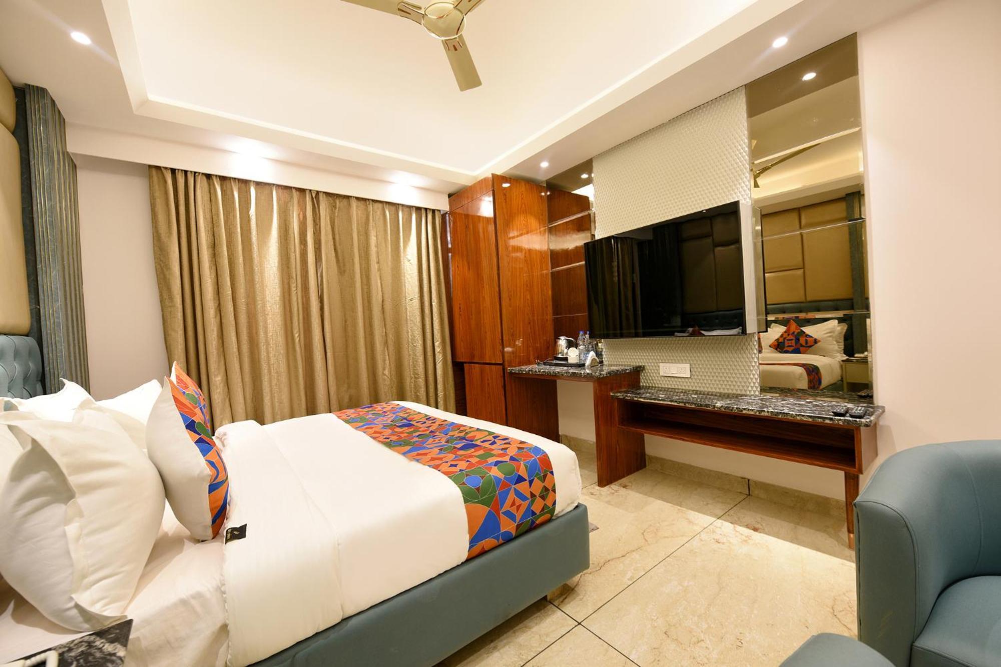 Fabhotel Prime Dev Palace
