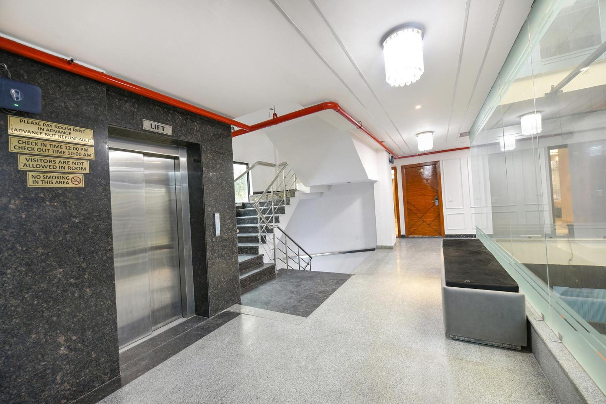 Fabhotel Prime Dev Palace 3*