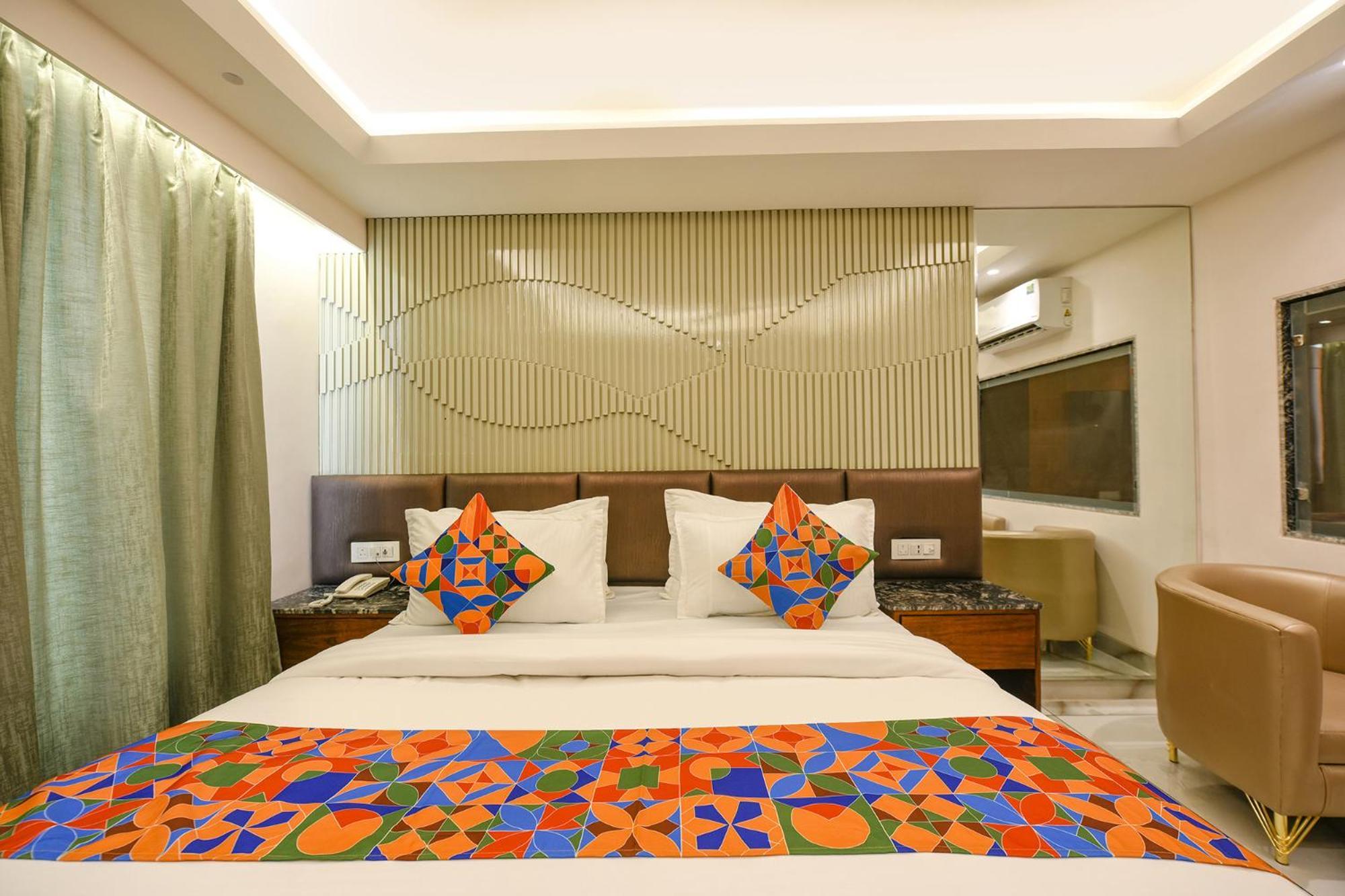 Fabhotel Prime Dev Palace New Delhi