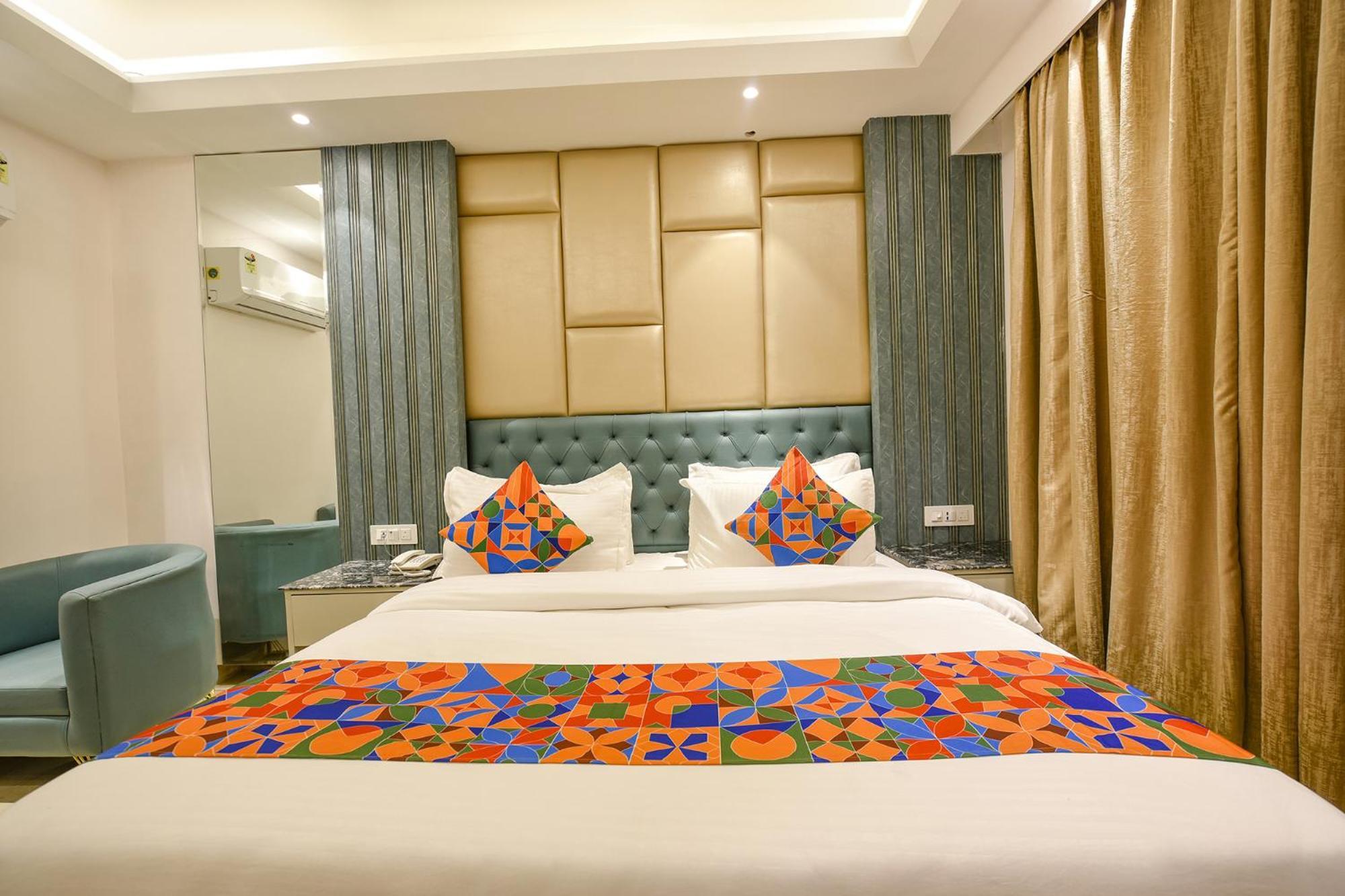Fabhotel Prime Dev Palace Hotel