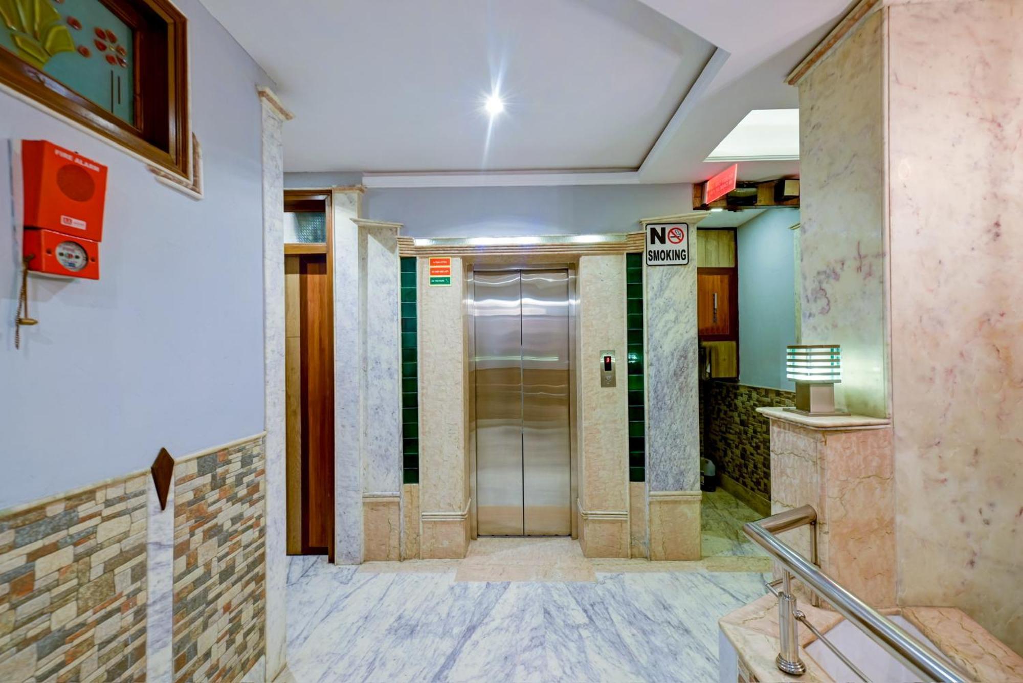 The Natraj Yes Please -new Delhi New Delhi