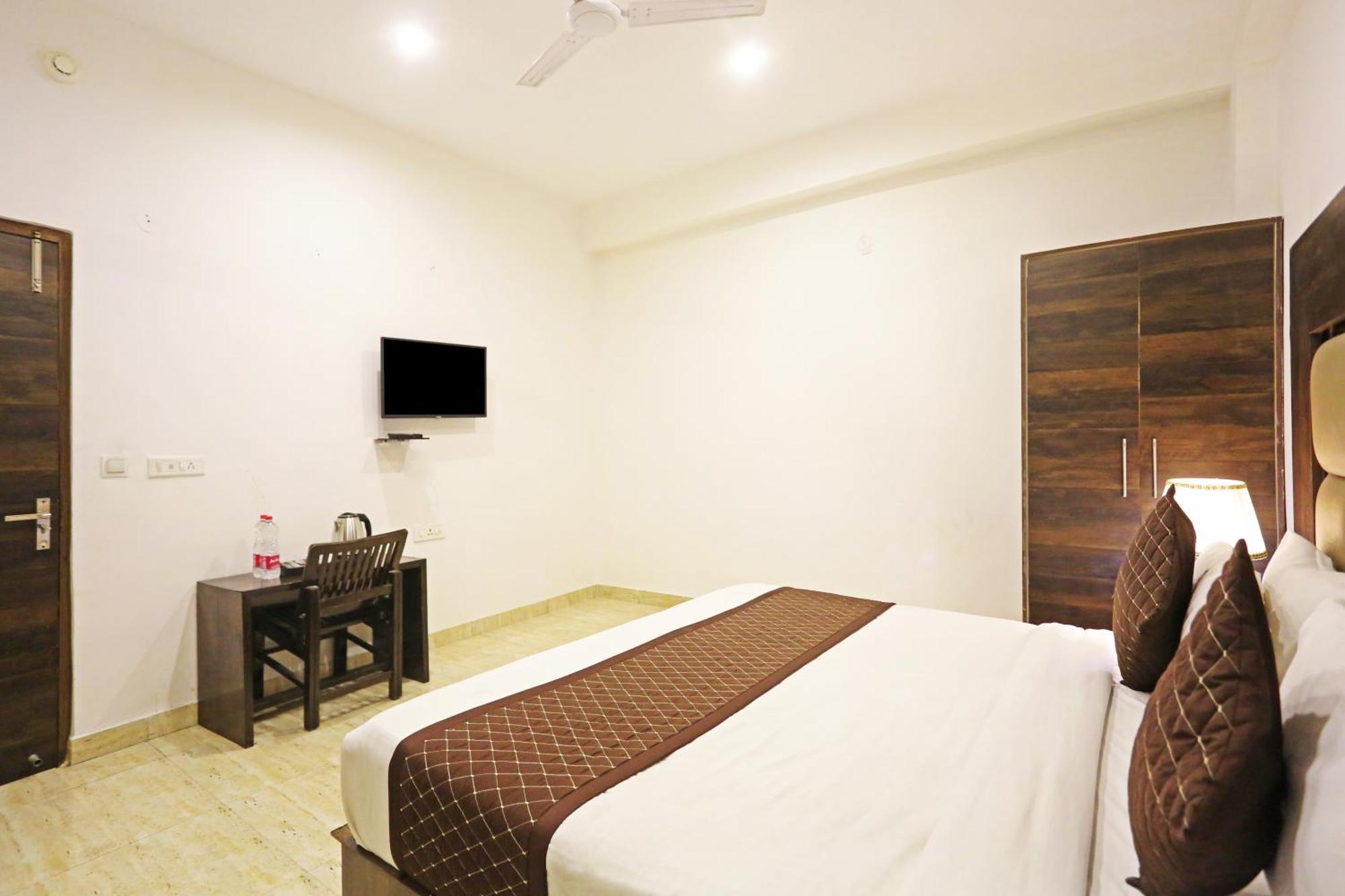 De Kiara Near Delhi Airport New Delhi