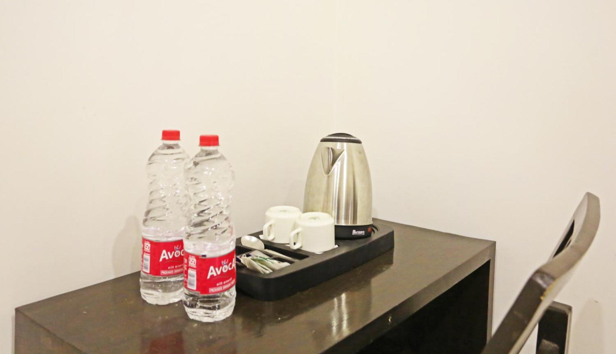 Hotel De Kiara Near Delhi Airport 4*