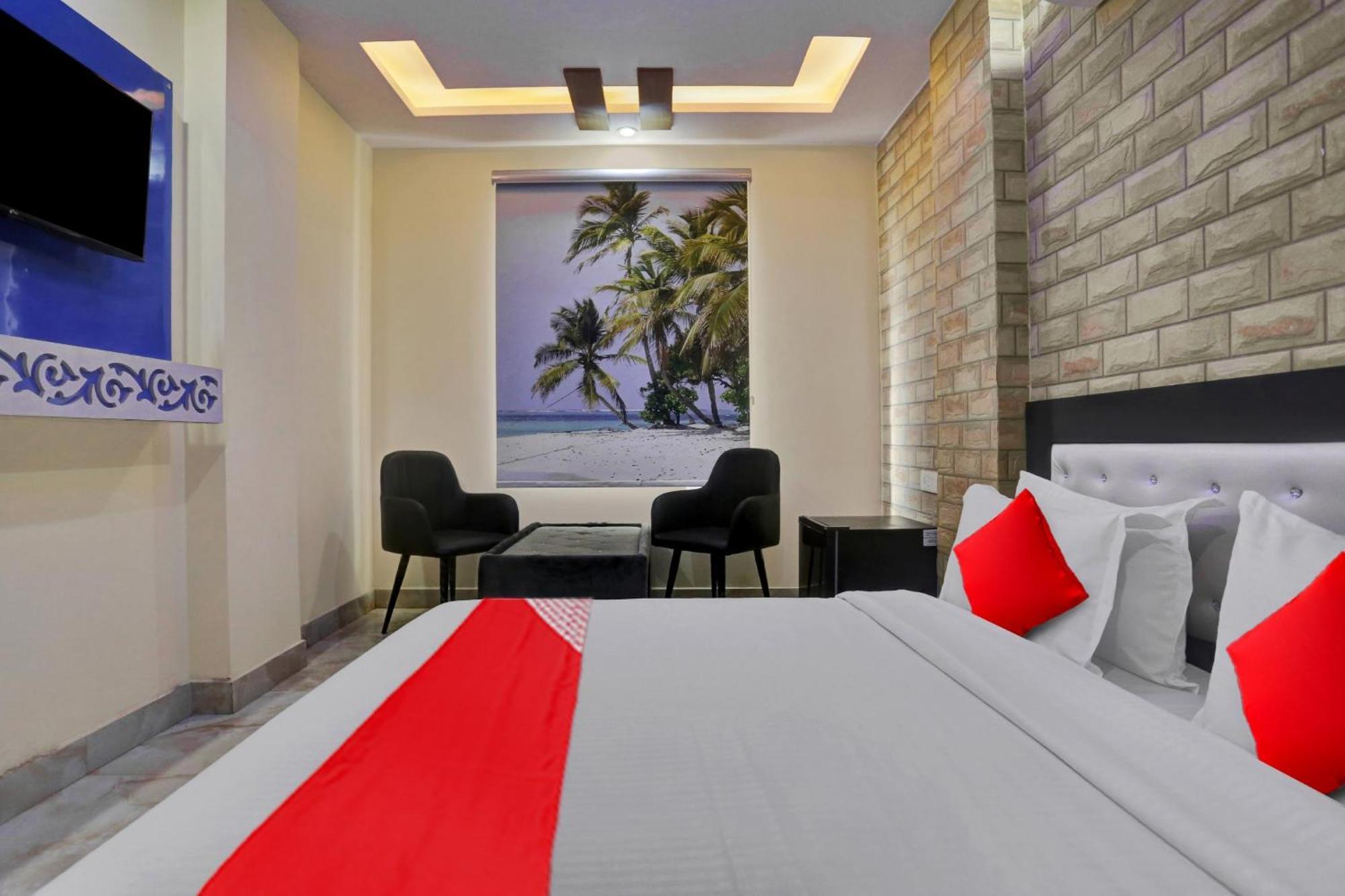O Metro Height's Near Nangloi Railway Metro Station Hotel Delhi (National Capital Territory of India)