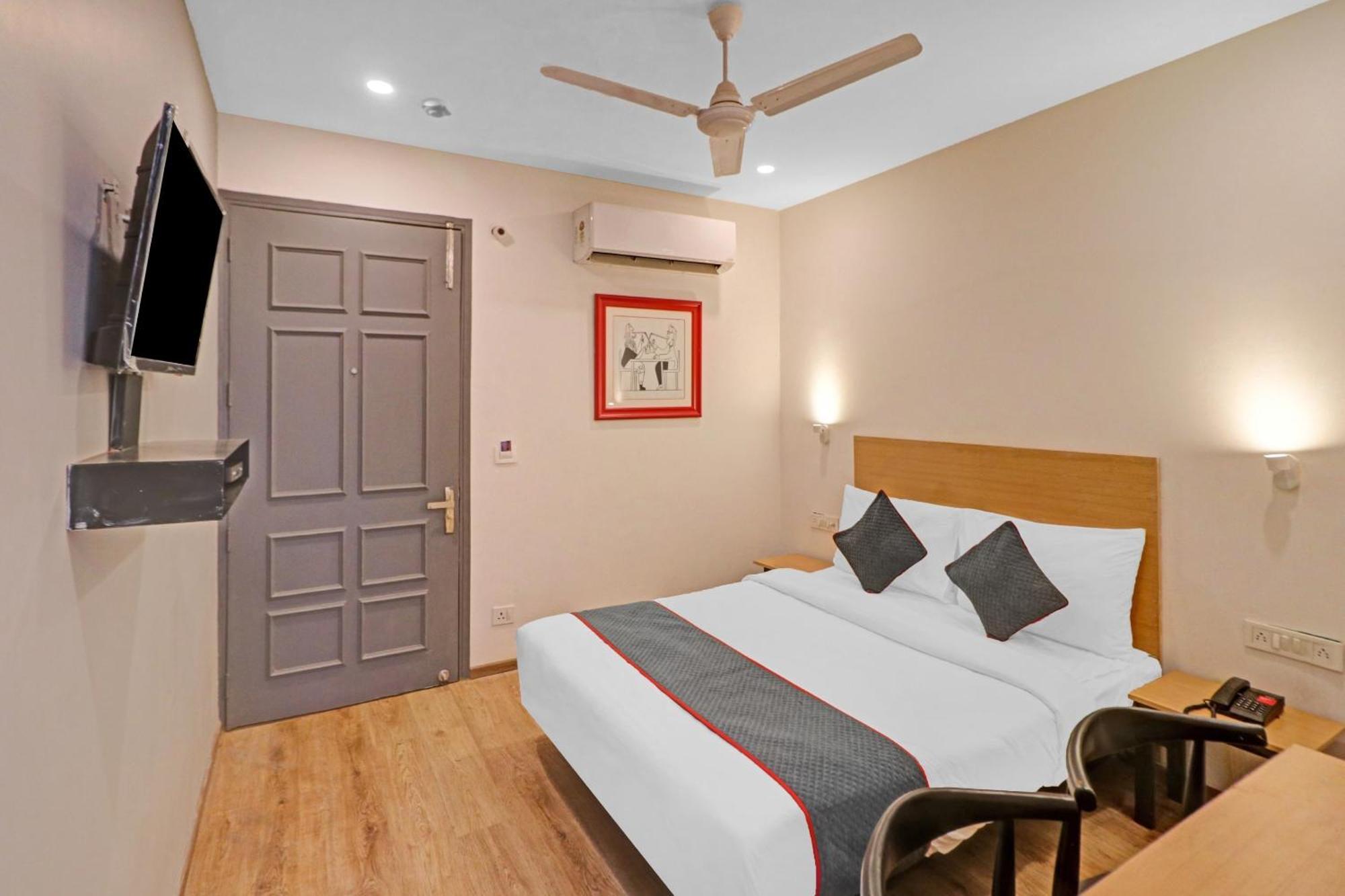 Hotel O Gold 3*