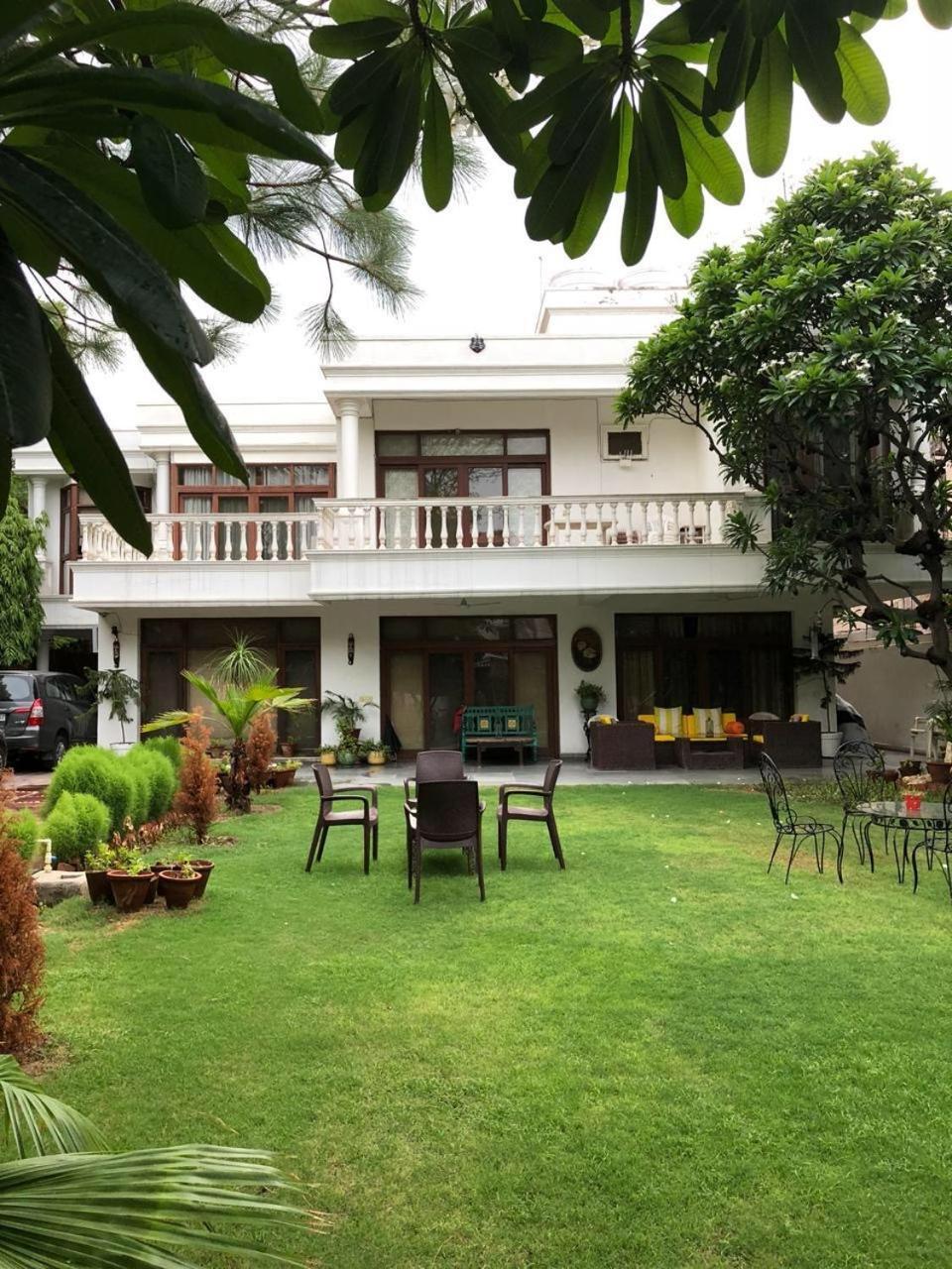 Acomodação com café da manhã  The Stay Inn New Delhi Nova Deli