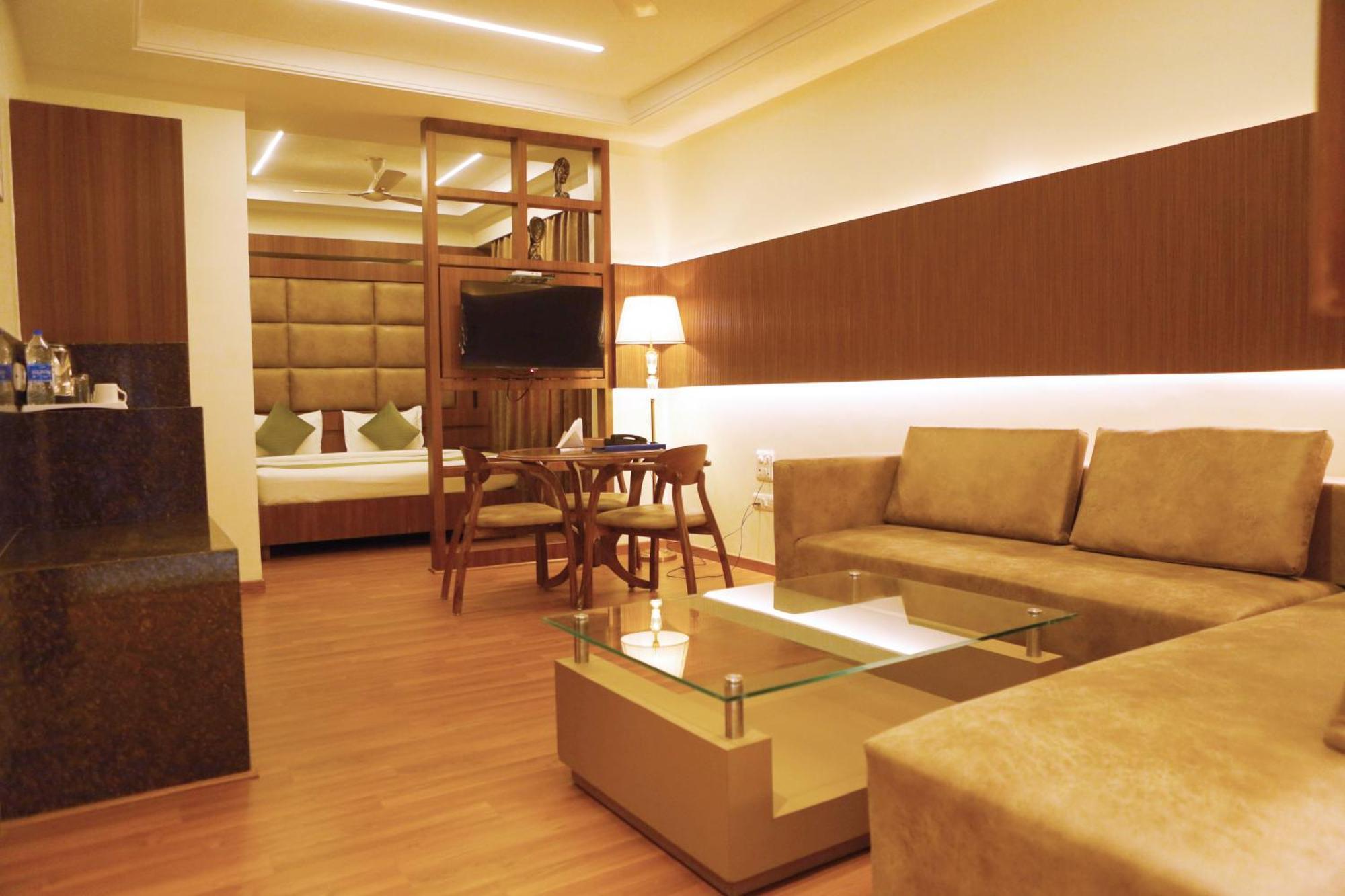 Karon - Lajpat Nagar