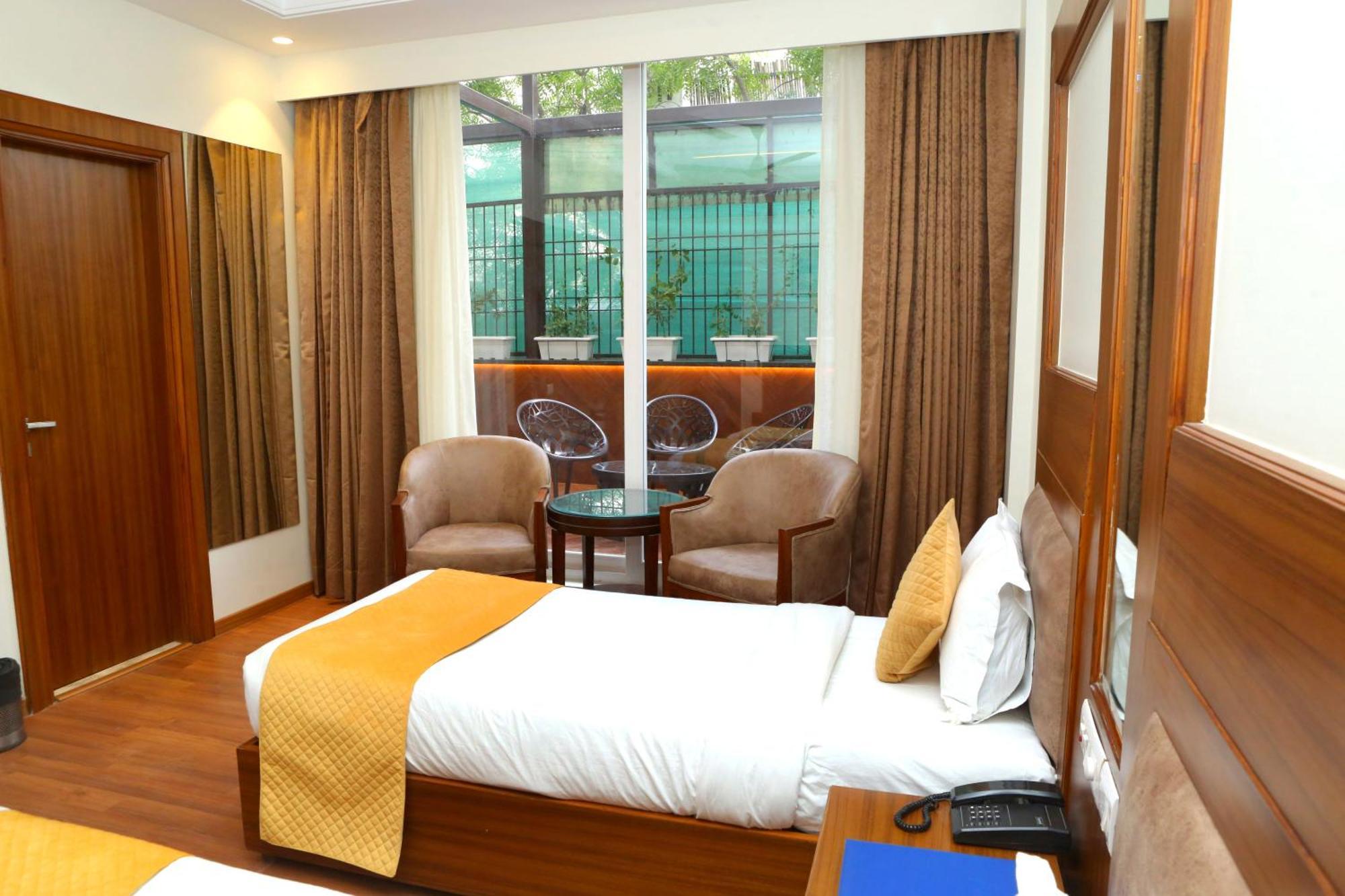 Karon - Lajpat Nagar Hotel 3*