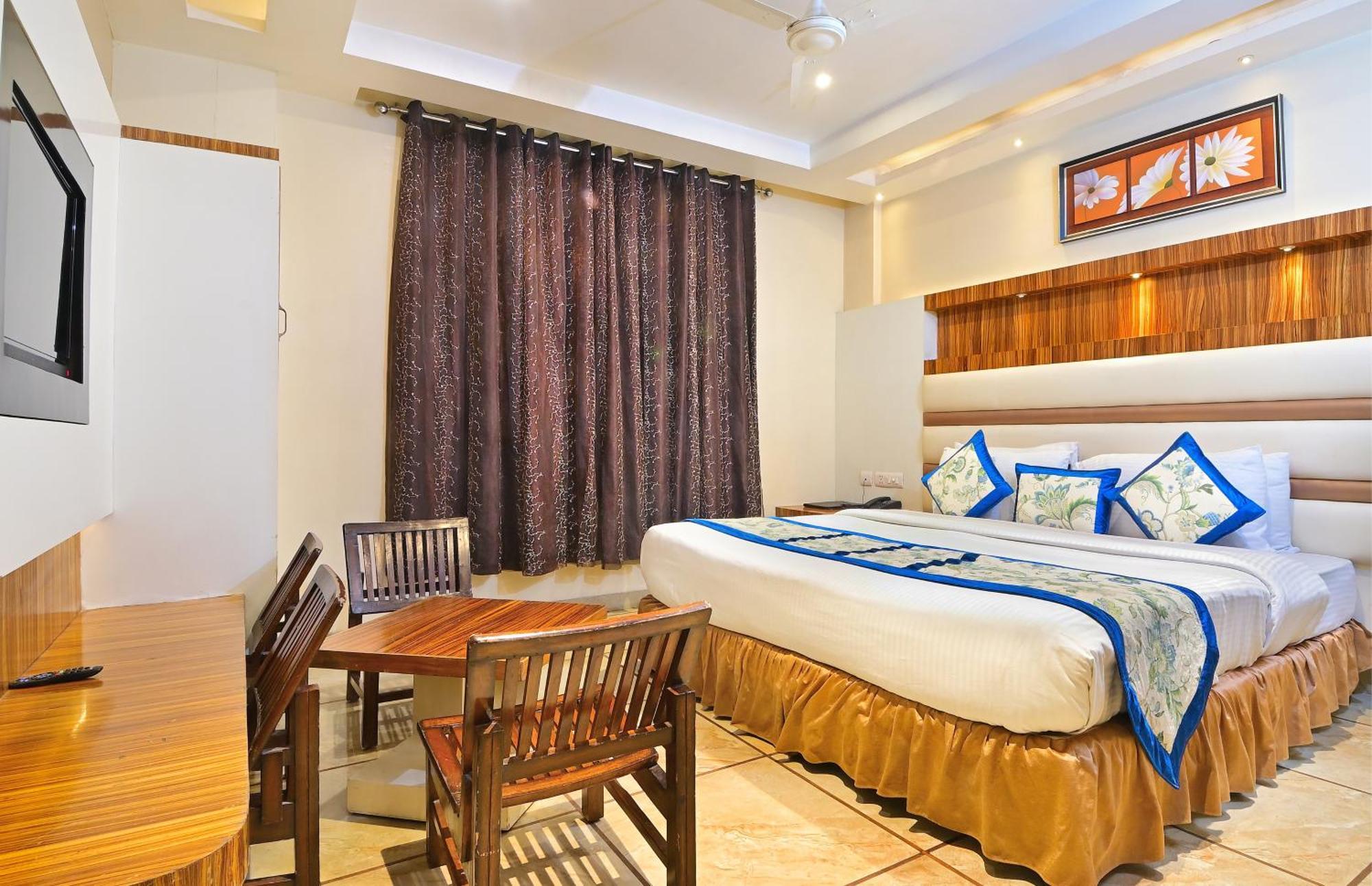 Hari Piorko Grand - 2 Min From New Railway Station Delhi (National Capital Territory of India)