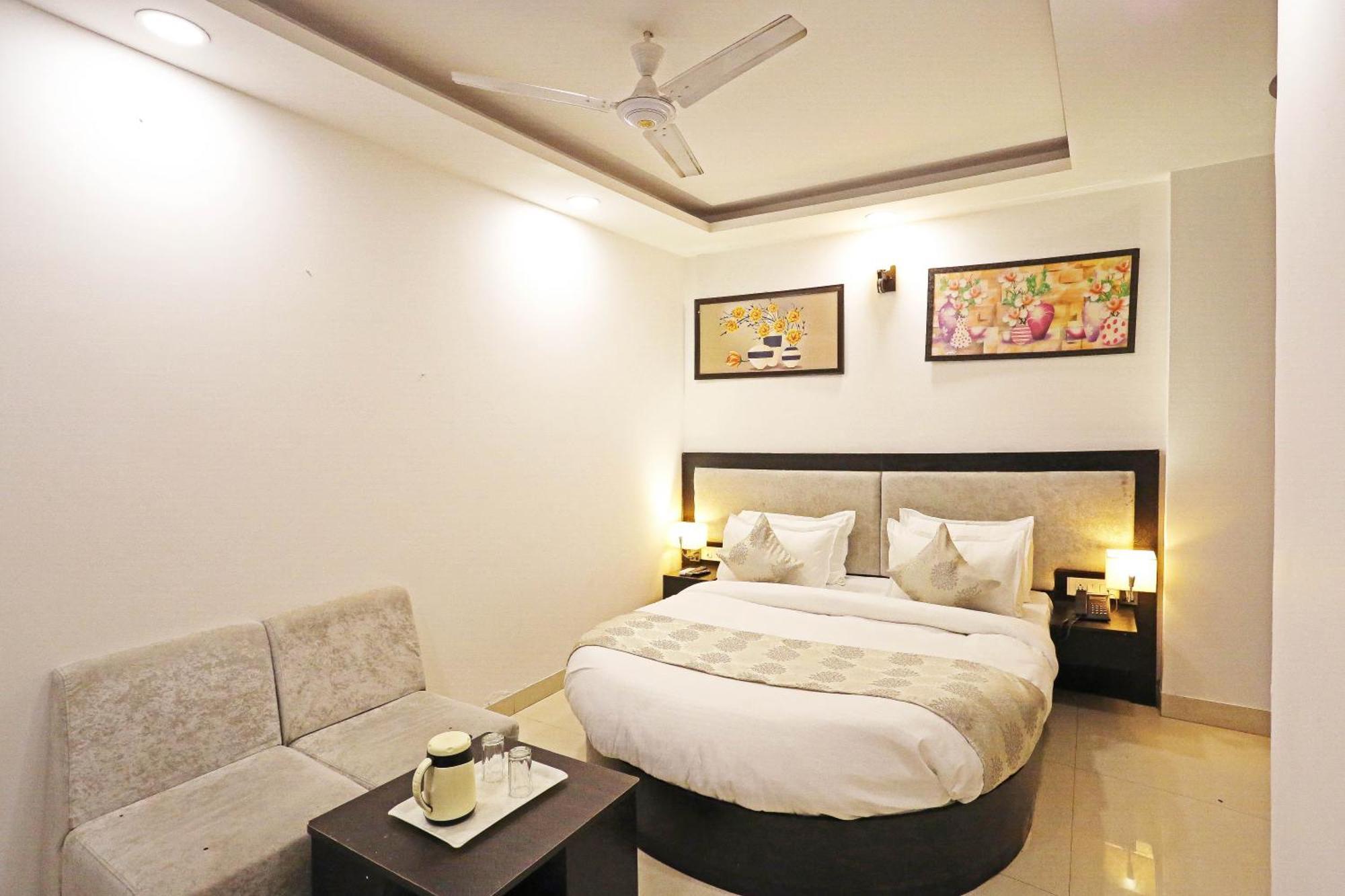 Airport Swan Near Delhi Airport 4* New Delhi